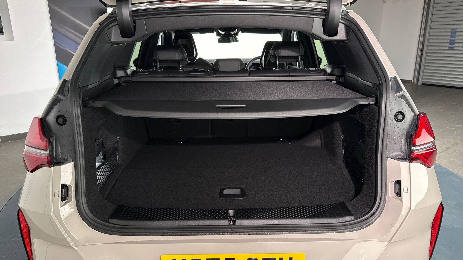 BMW X3 view 13