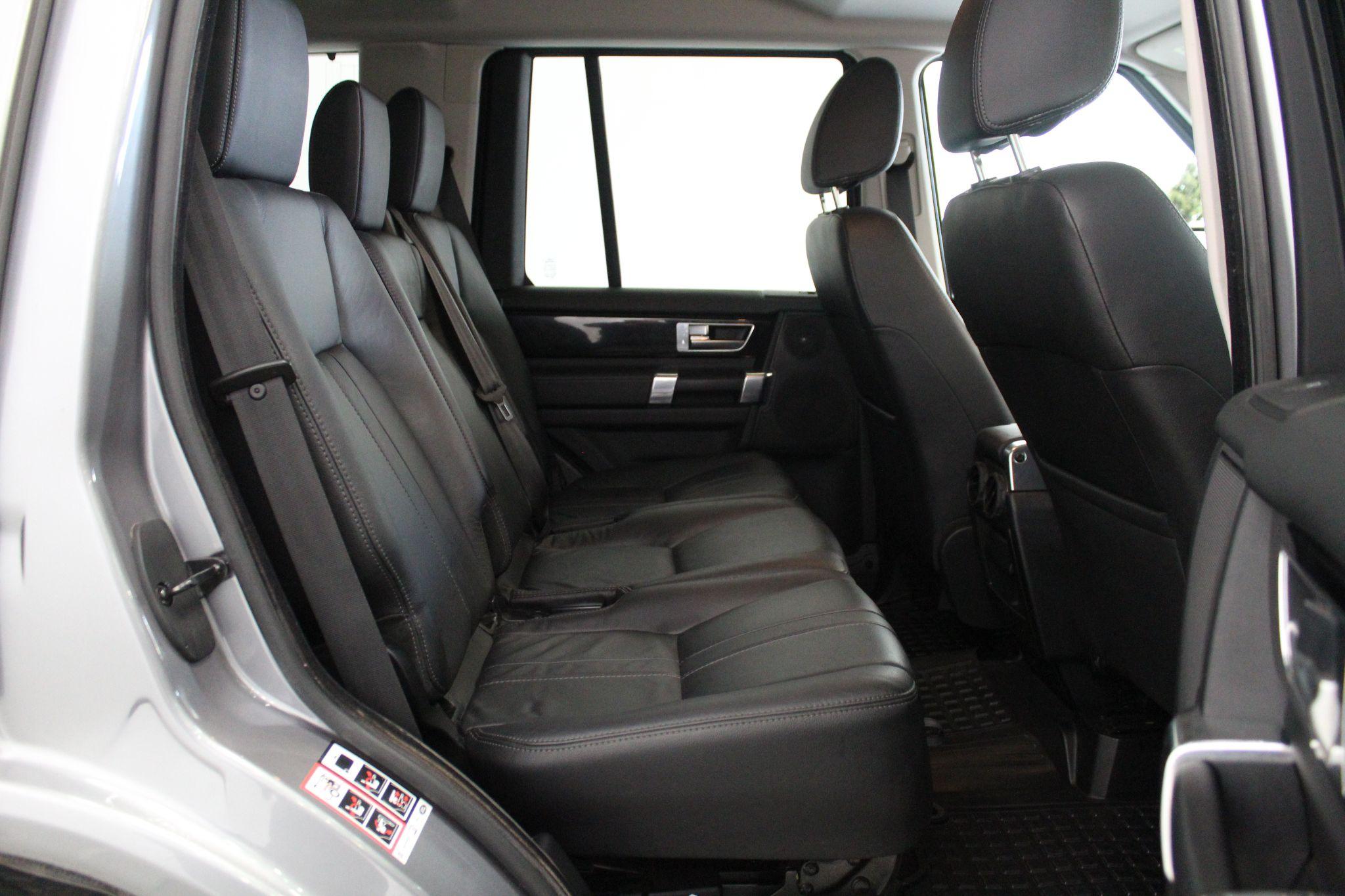 Land Rover Discovery view 58