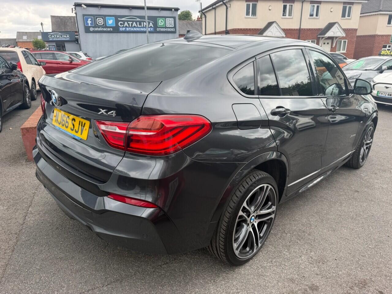 BMW X4 view 16