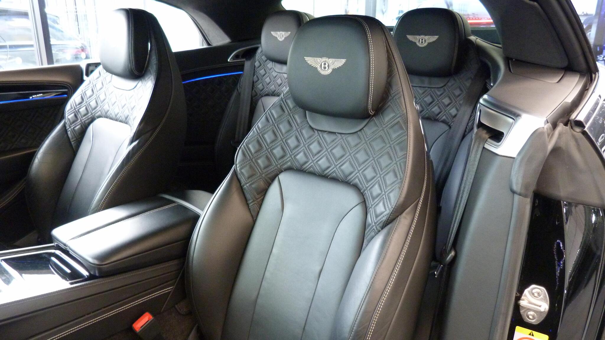 Bentley Continental view 33