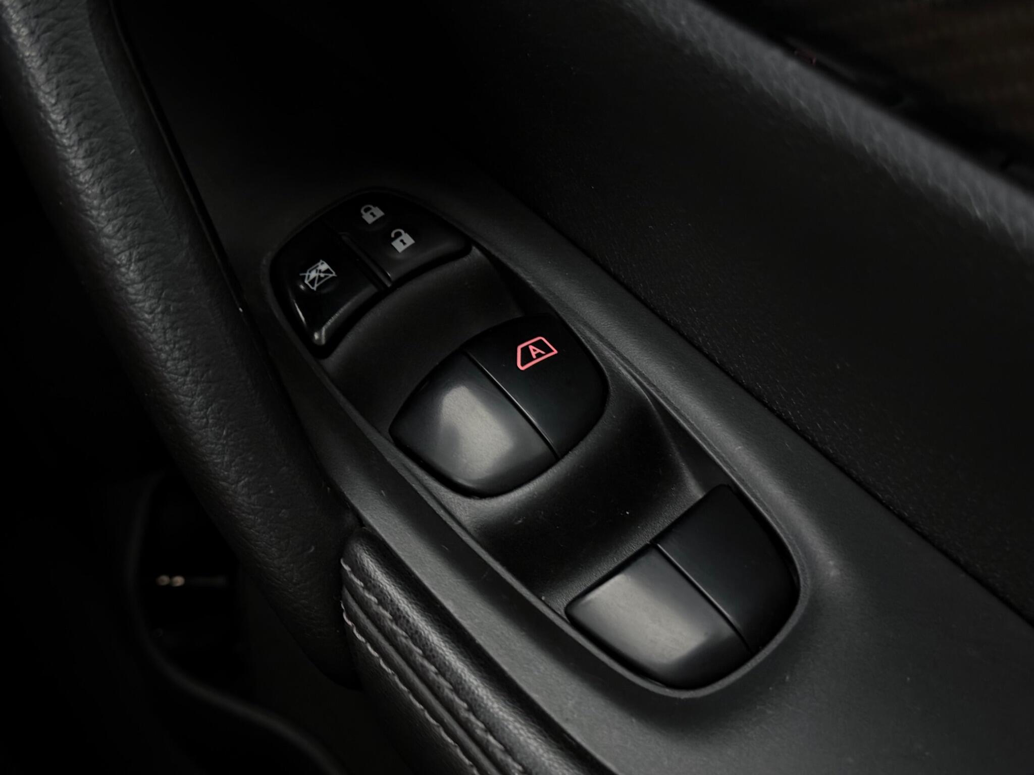 Nissan X-Trail view 15