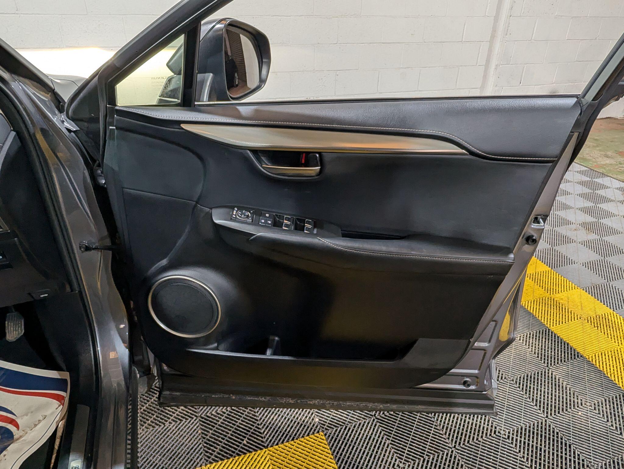 Lexus NX view 46
