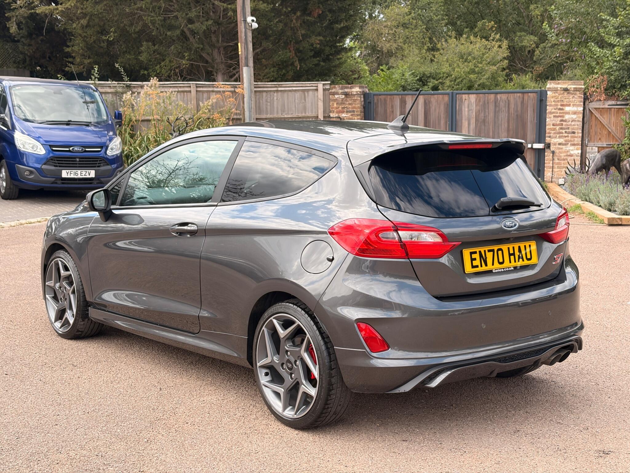Ford Fiesta view 6