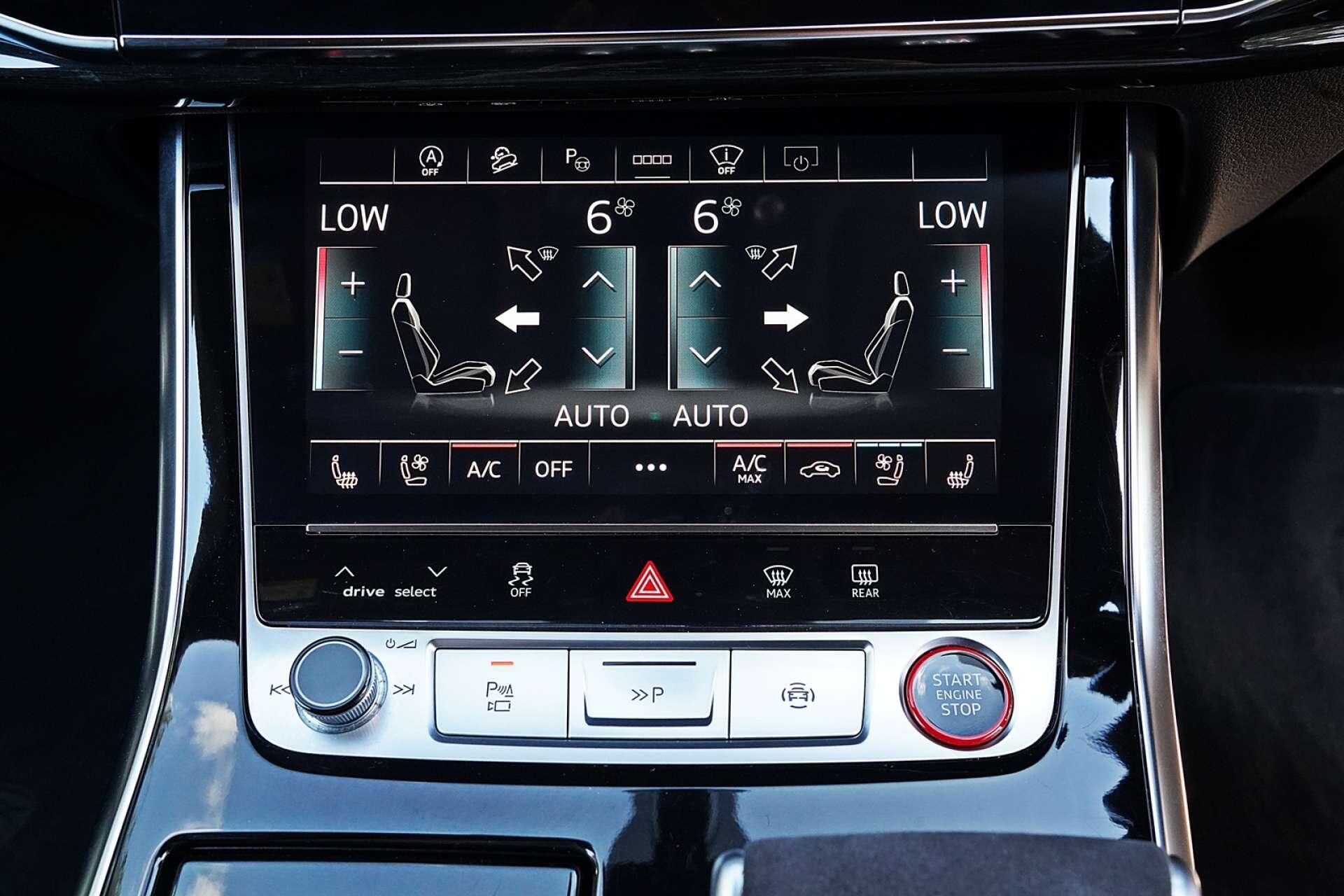 Audi RS Q8 view 22