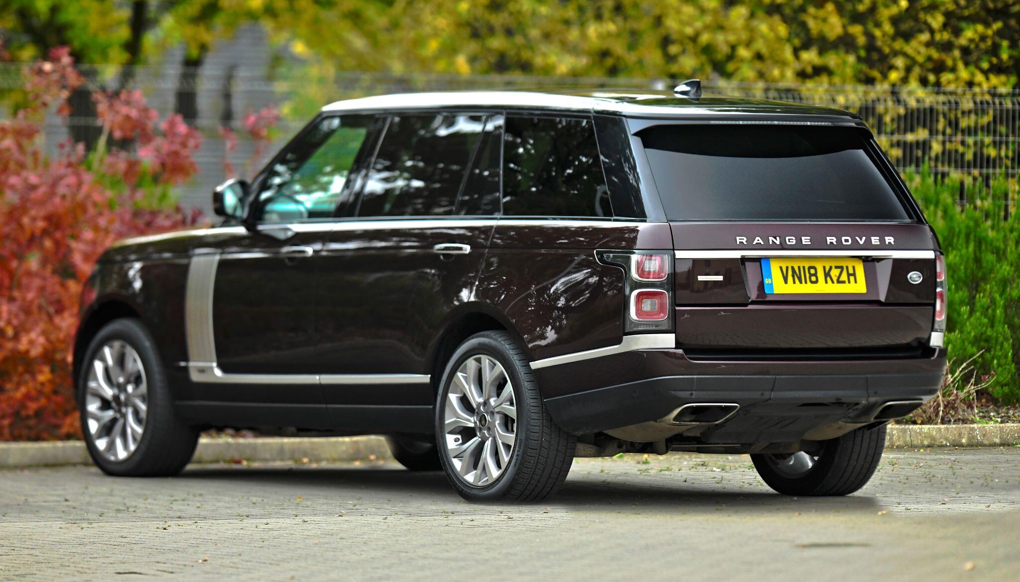 Land Rover Range Rover view 14