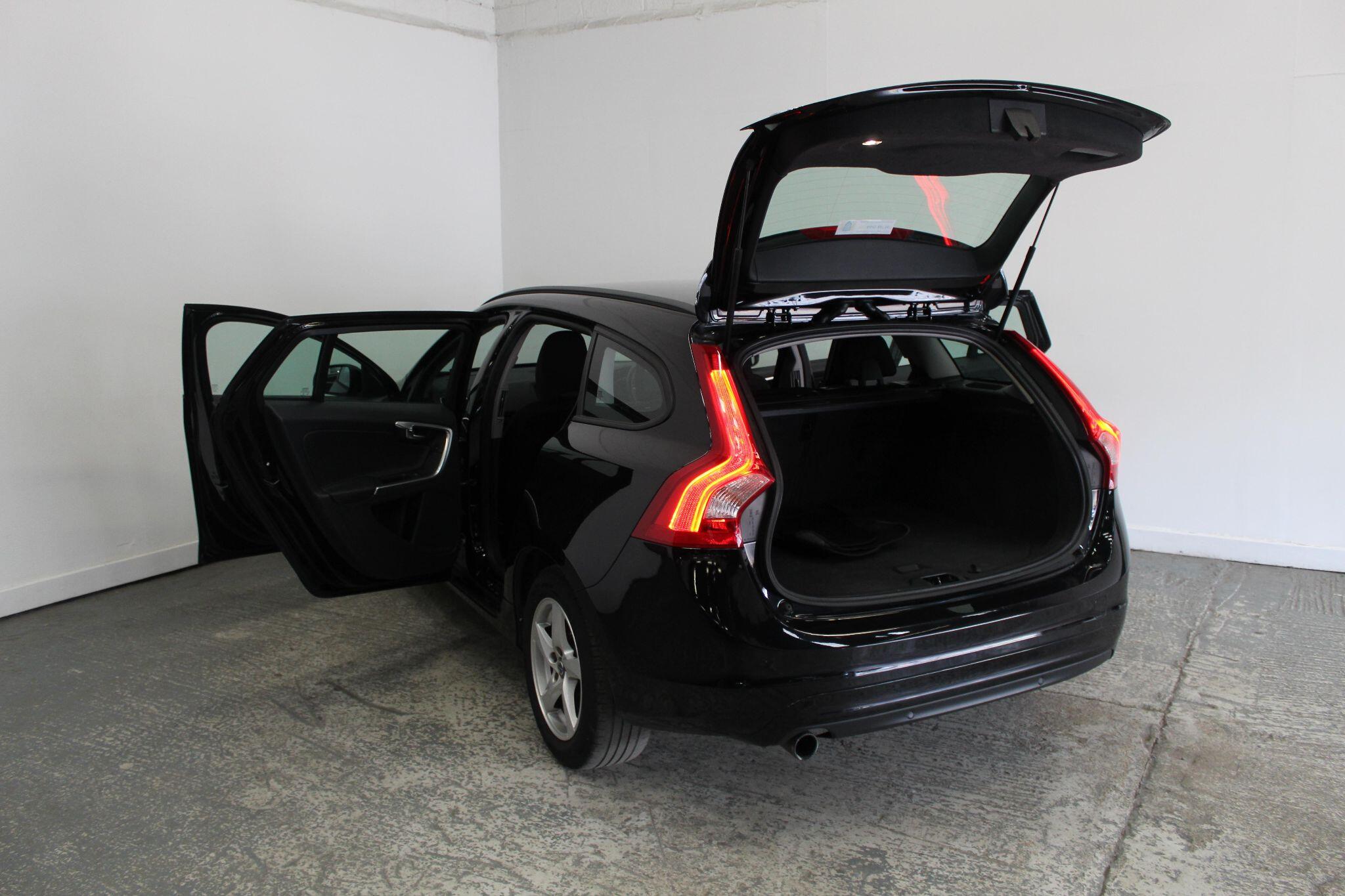 Volvo V60 view 21