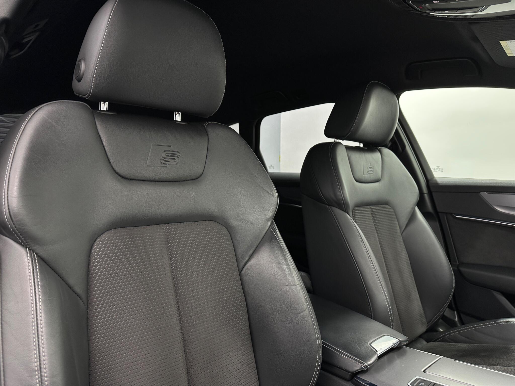 Audi A6 view 33