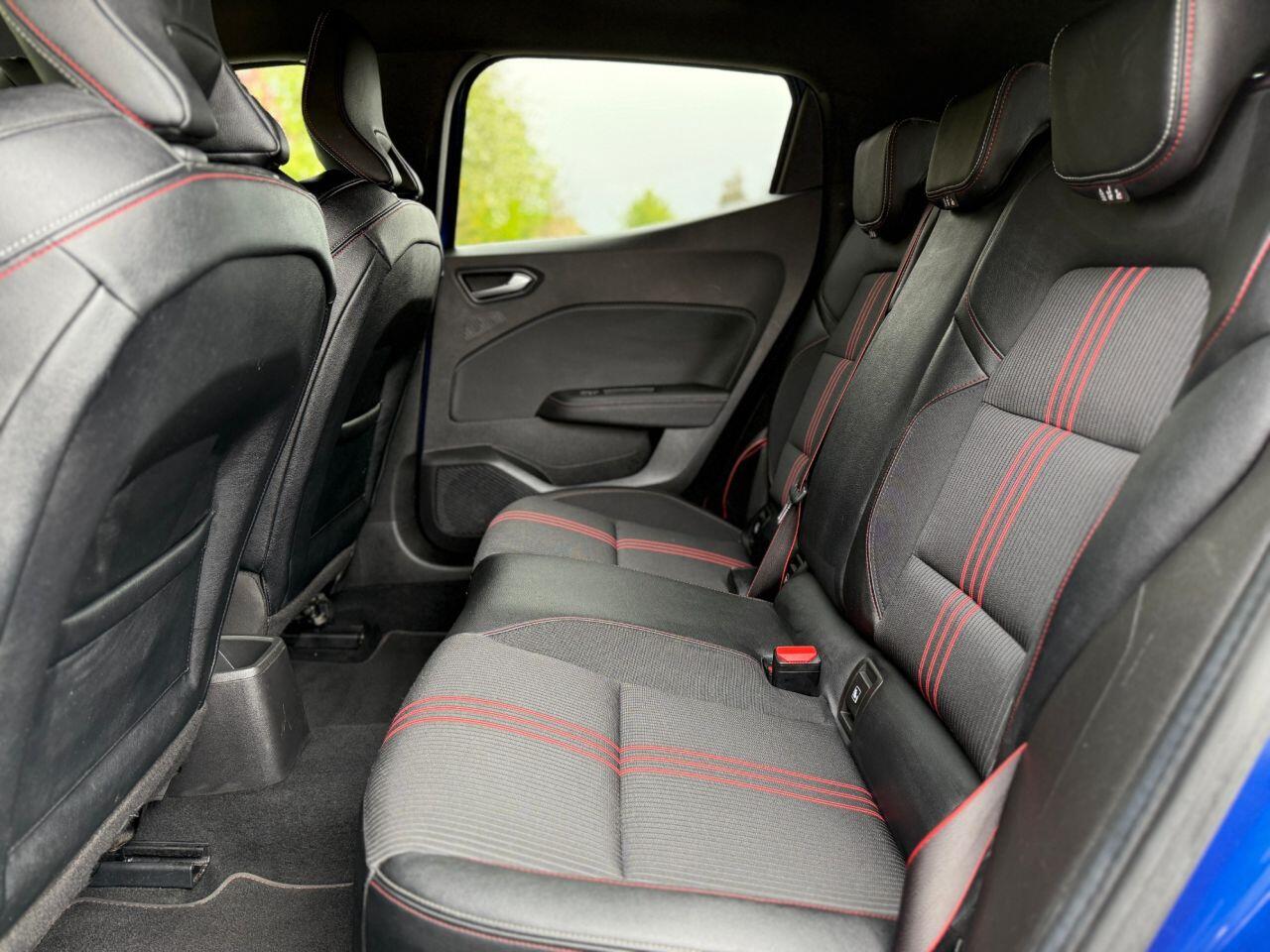 Renault Clio view 14