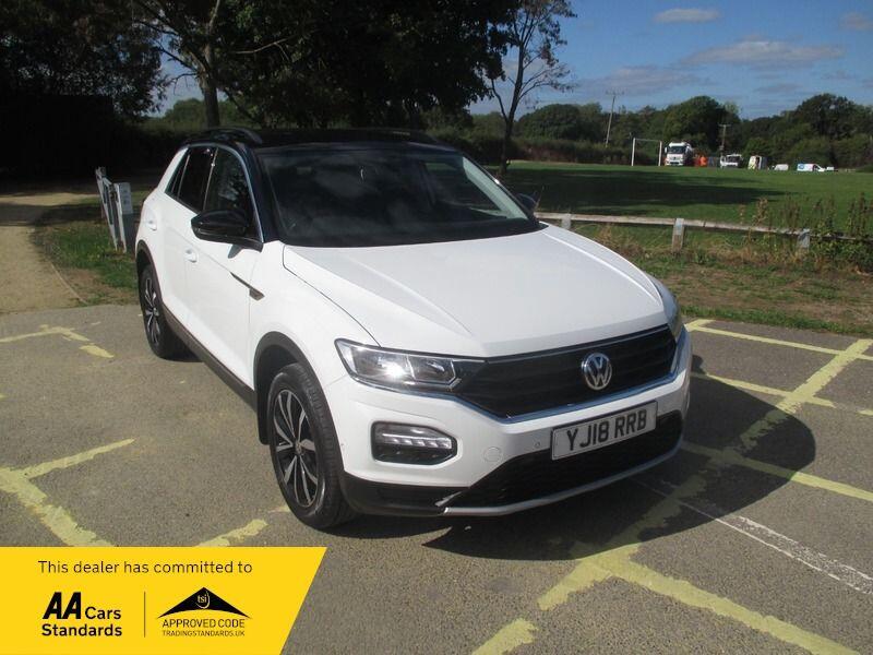 Volkswagen T-Roc main image