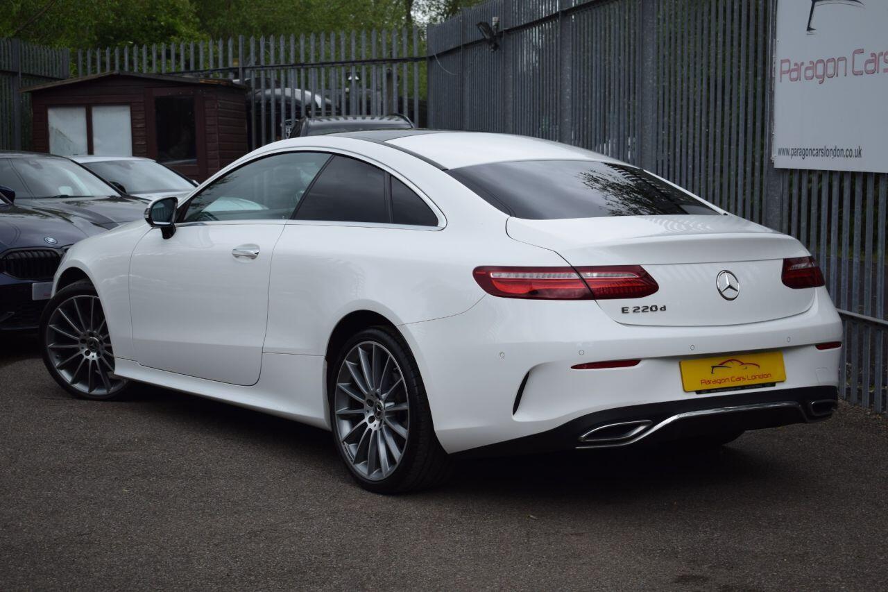 Mercedes-Benz E-Class view 9