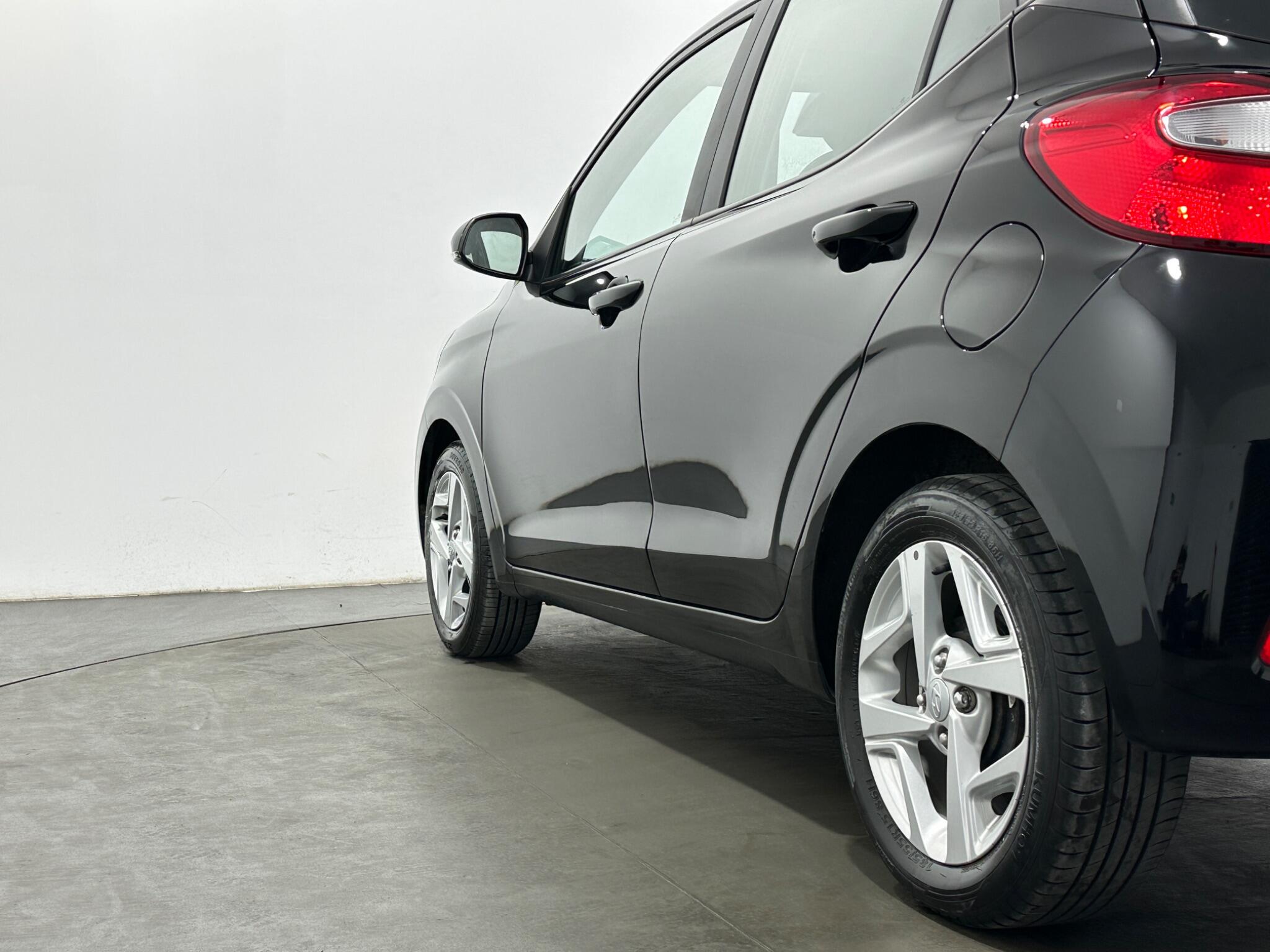 Hyundai I10 view 45