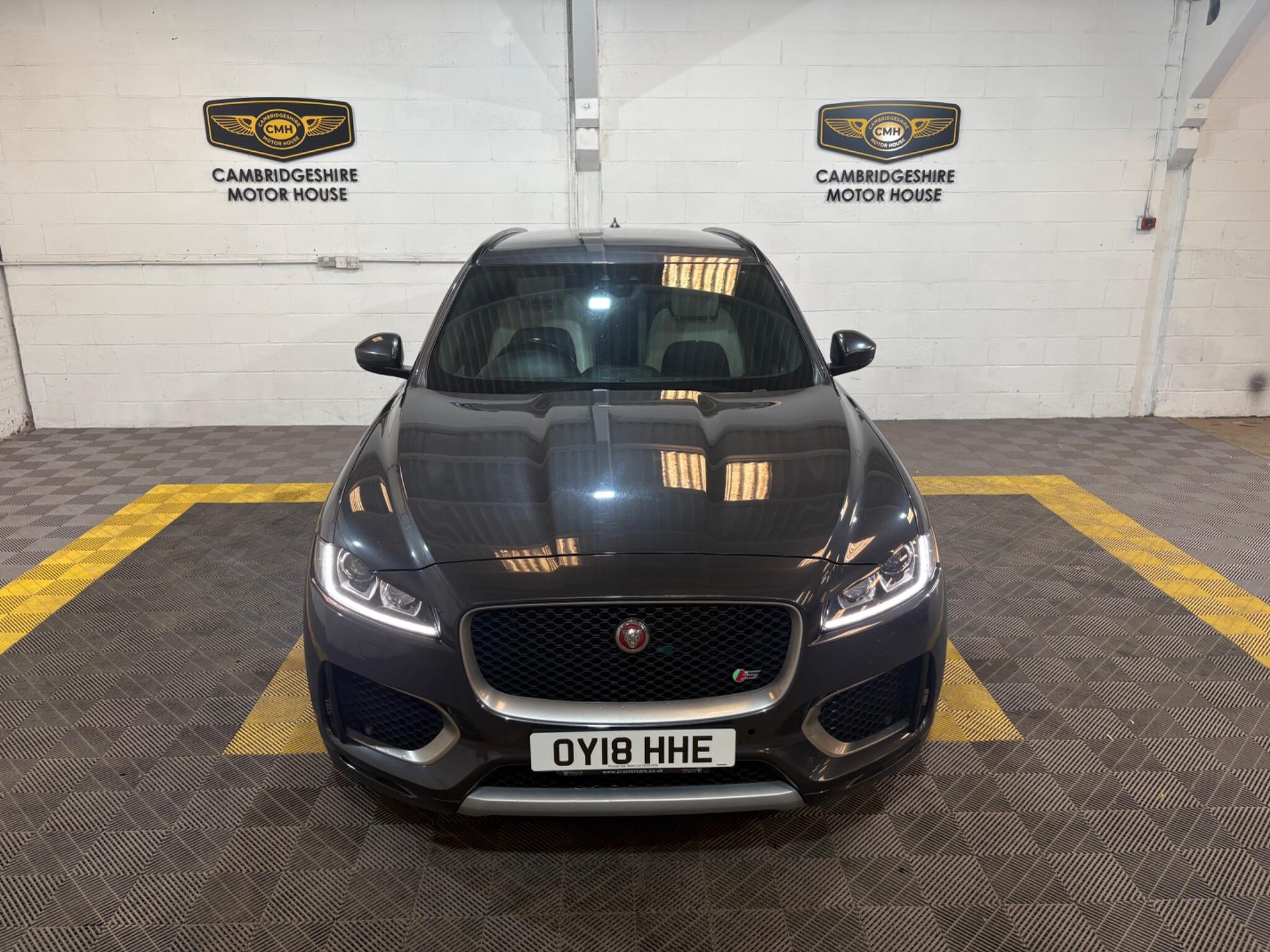 Jaguar F-Pace view 2