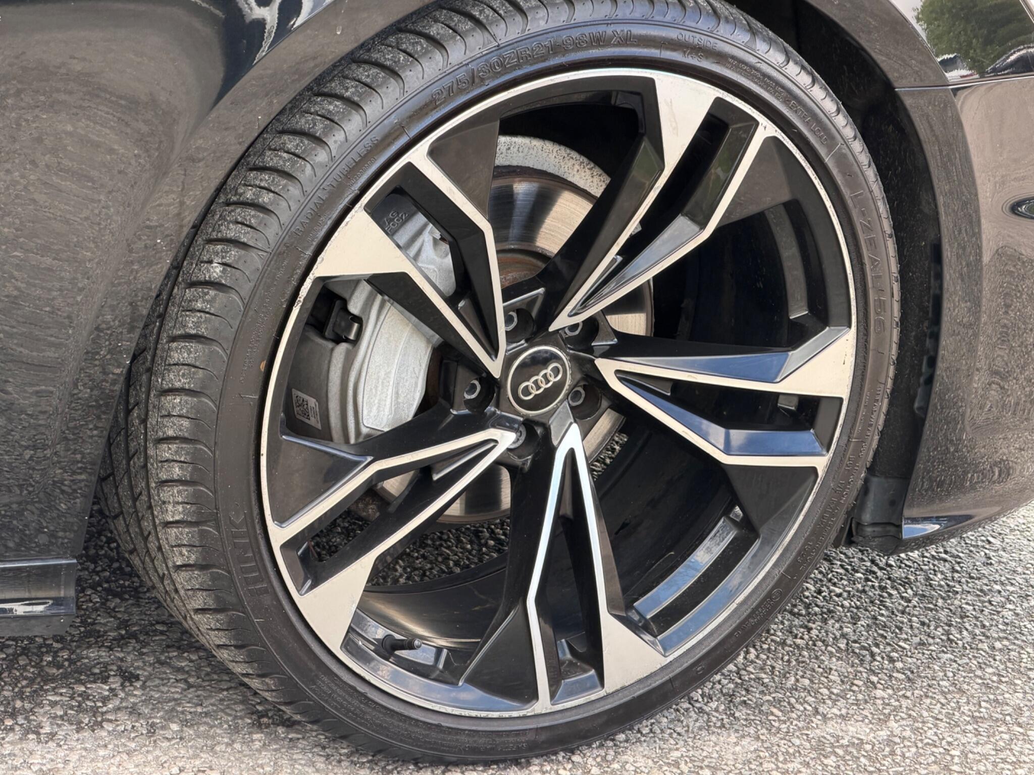 Audi A6 view 56