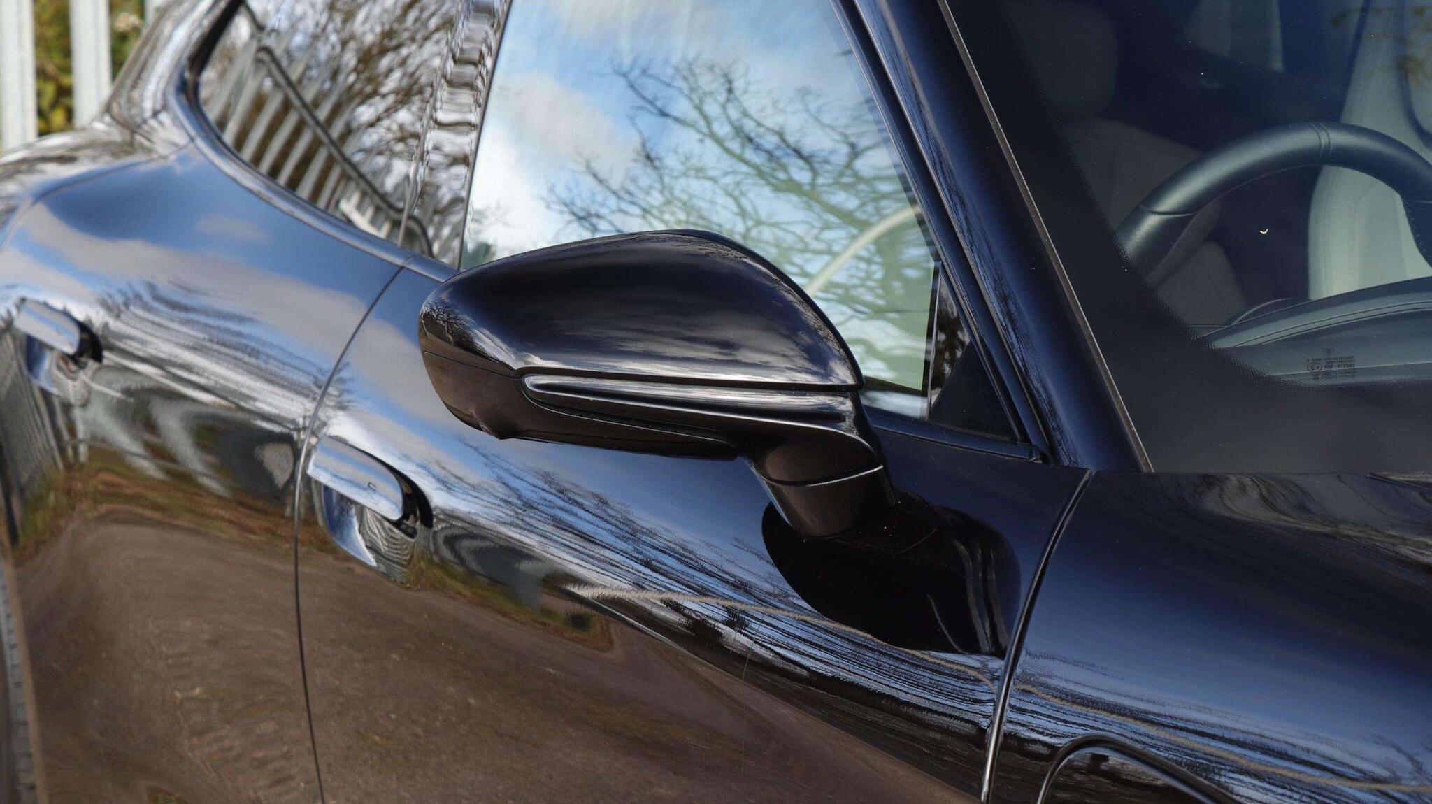 Porsche Taycan view 33