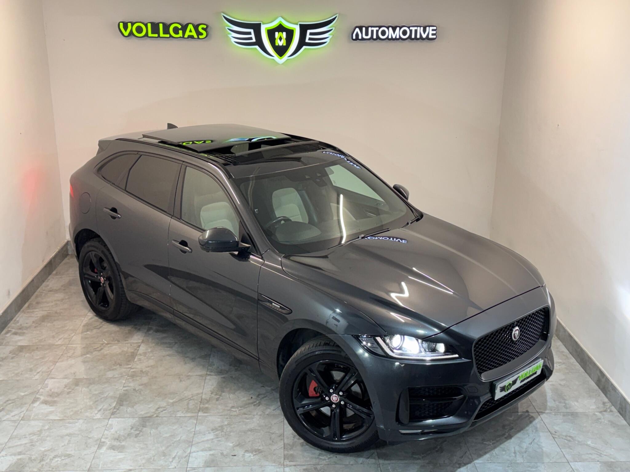 Jaguar F-Pace main image