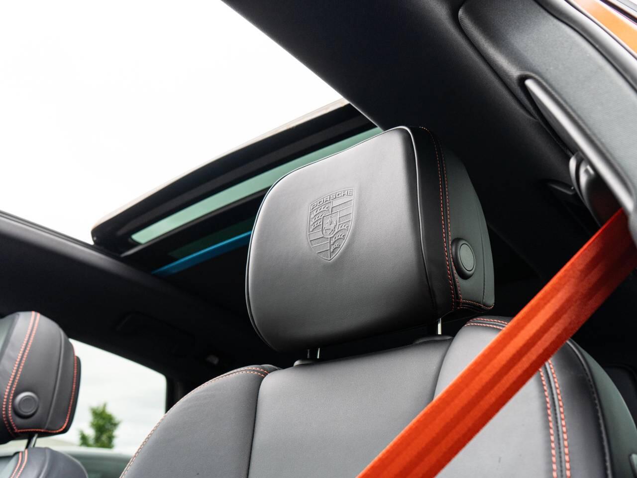 Porsche Macan view 45