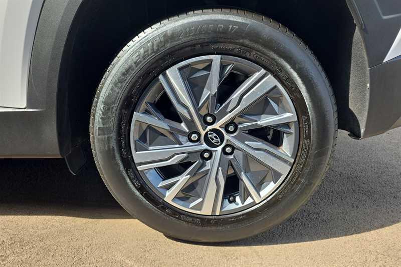 Hyundai Tucson view 9
