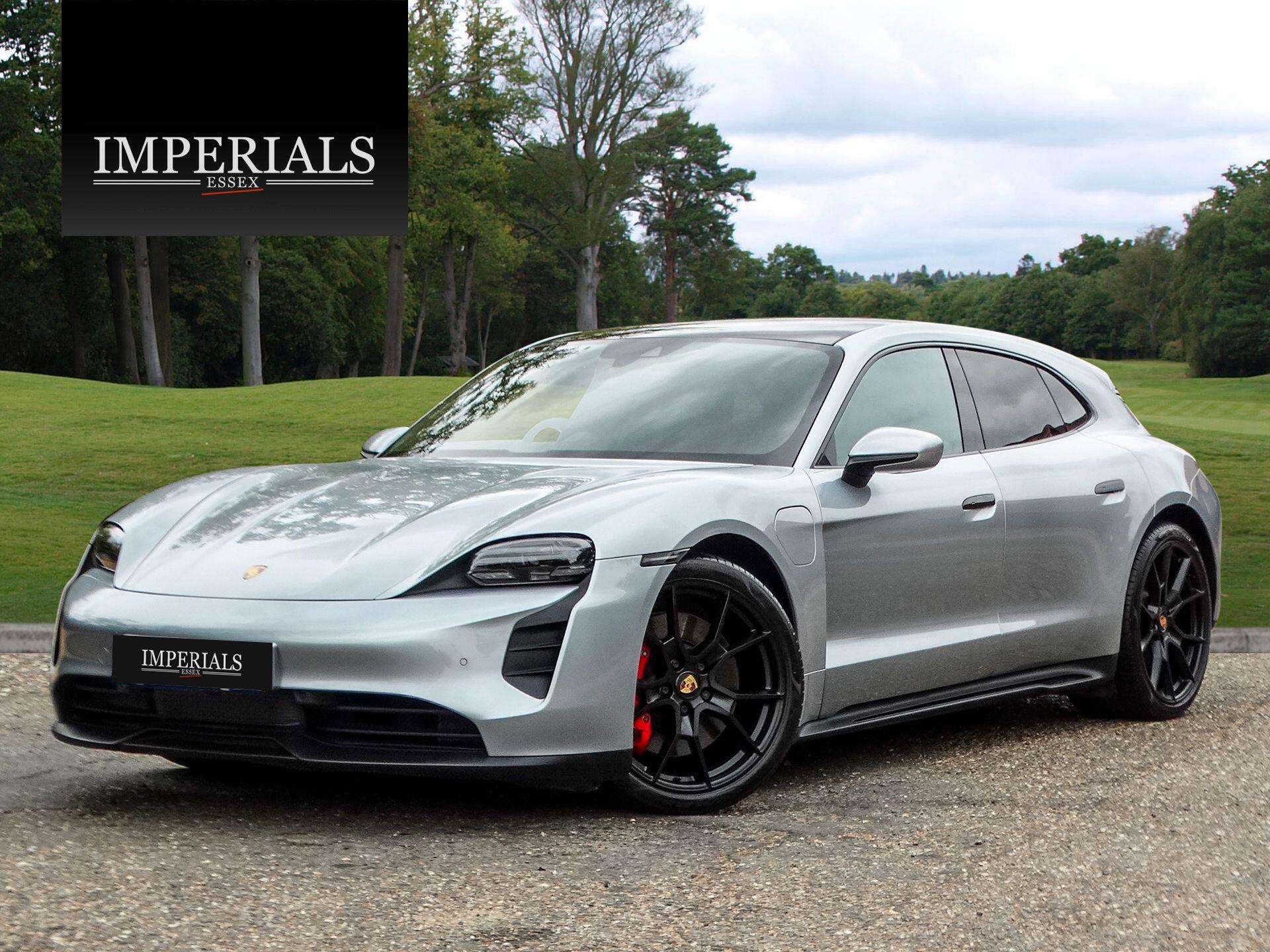Porsche Taycan view 35