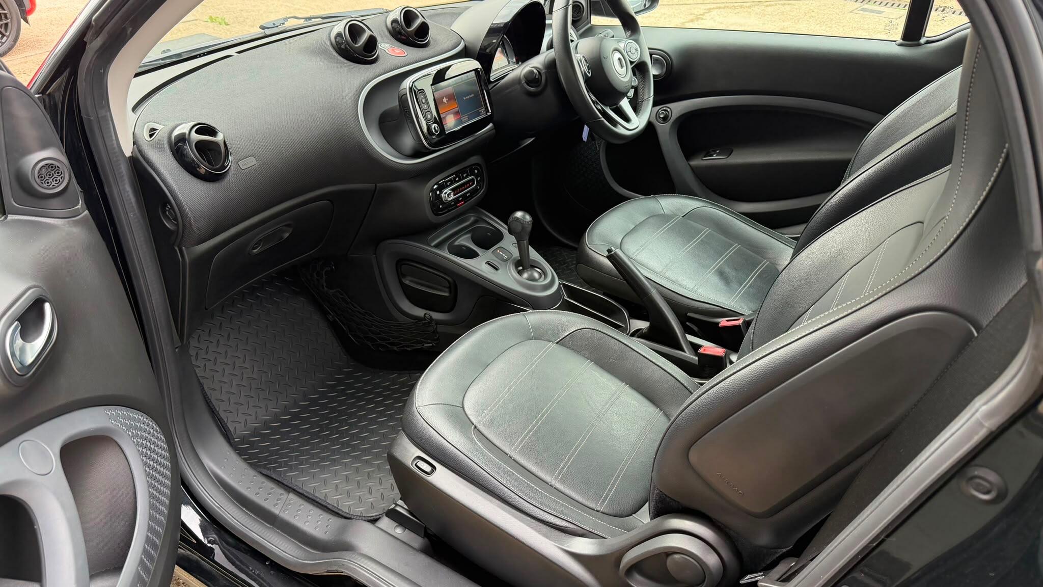 Smart Fortwo view 11