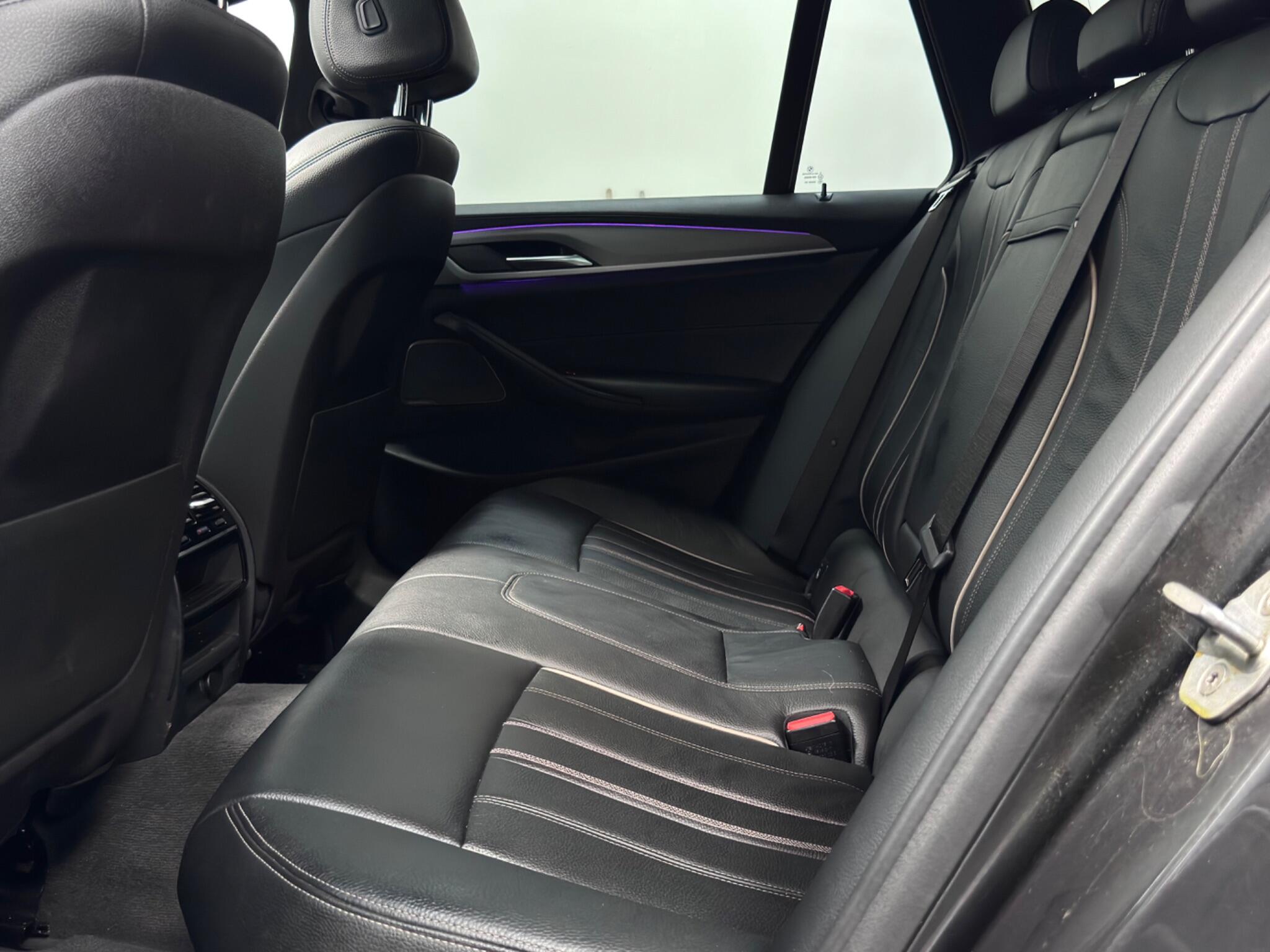 BMW 5 Series view 53