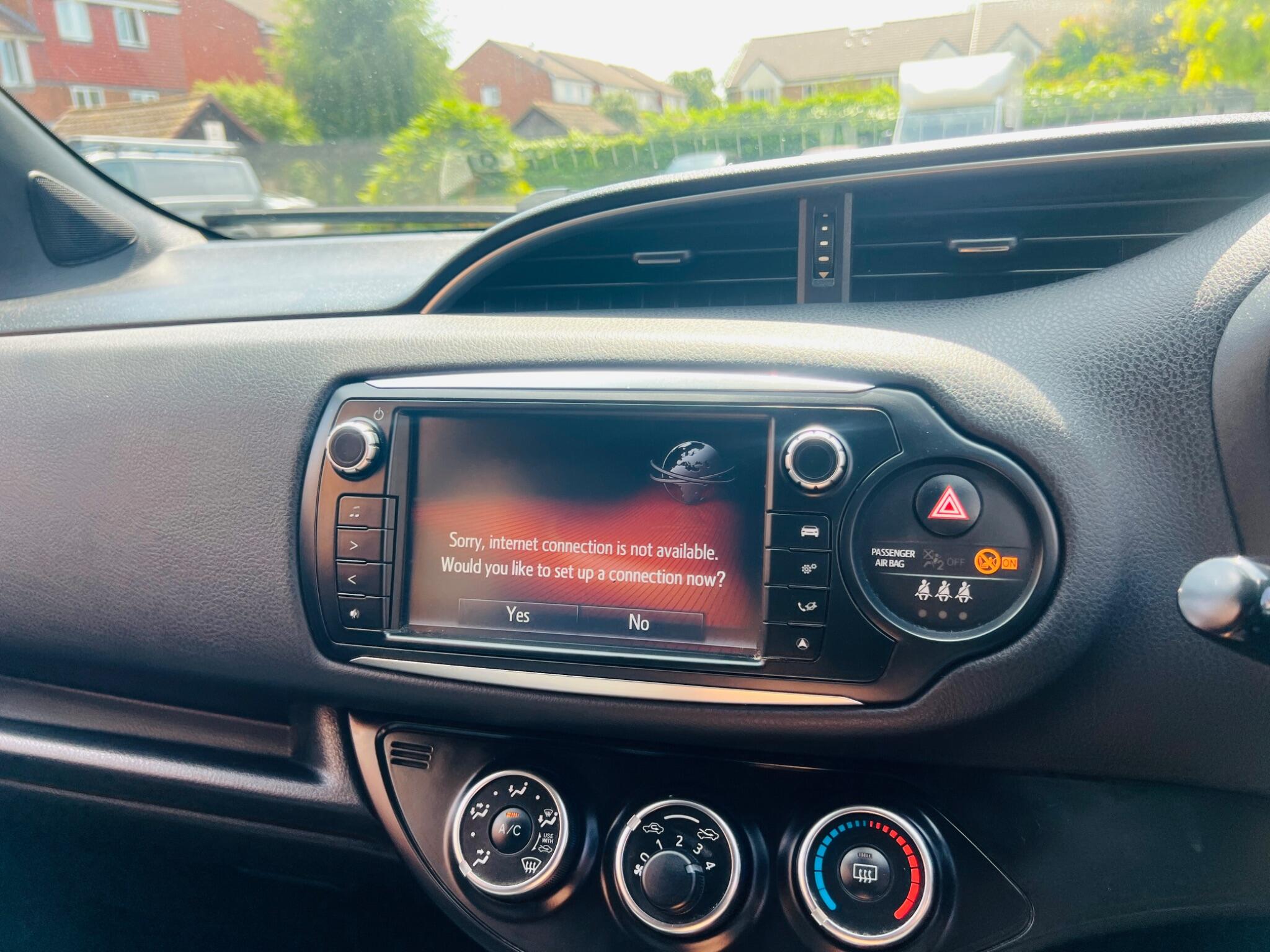 Toyota Yaris view 41