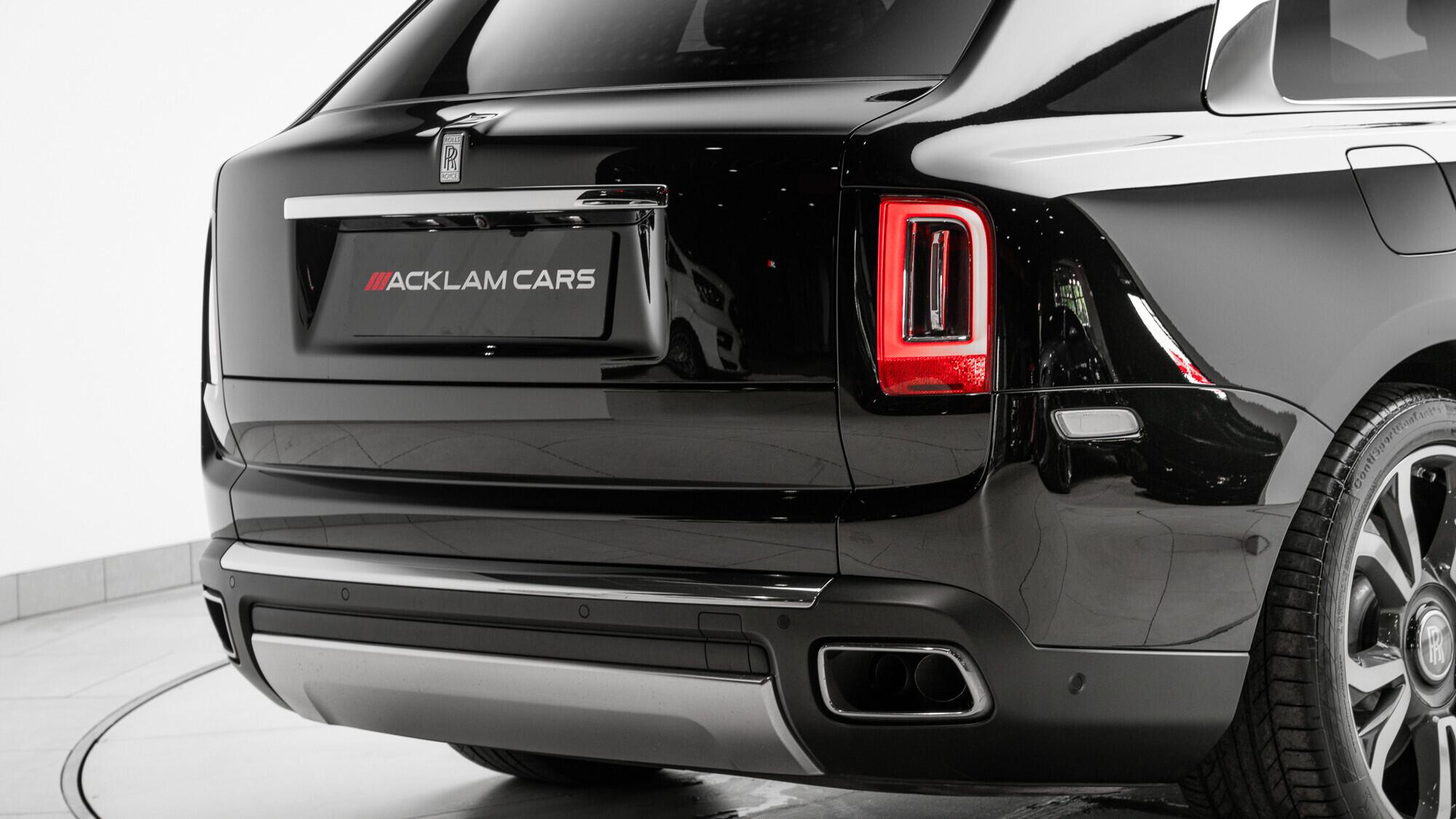 Rolls-Royce Cullinan view 19