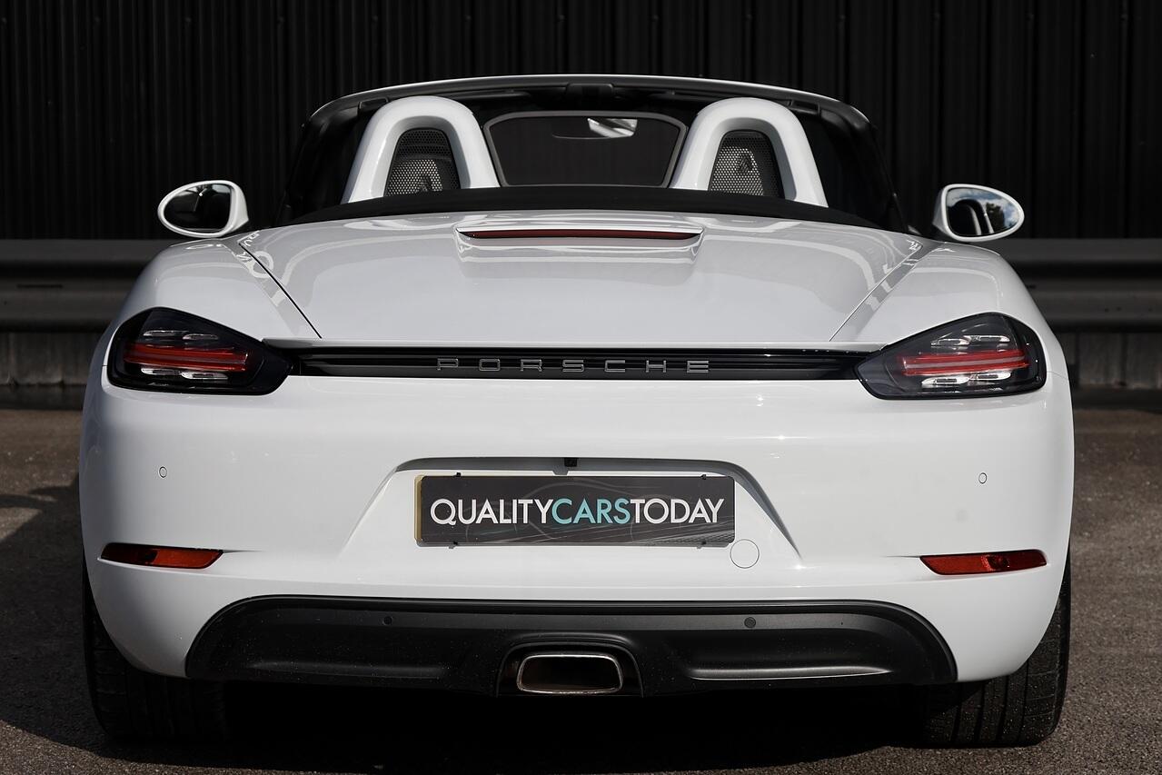 Porsche 718 Boxster view 6