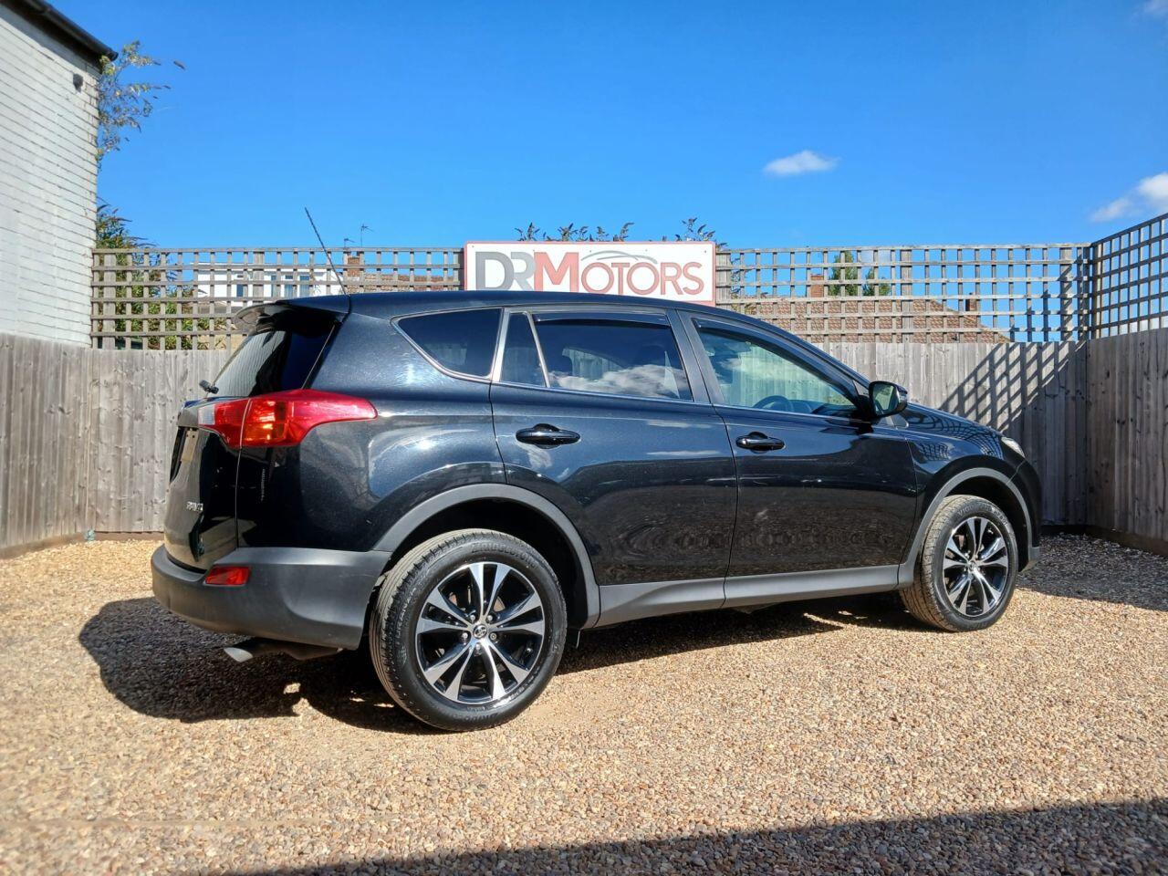 Toyota RAV4 view 23