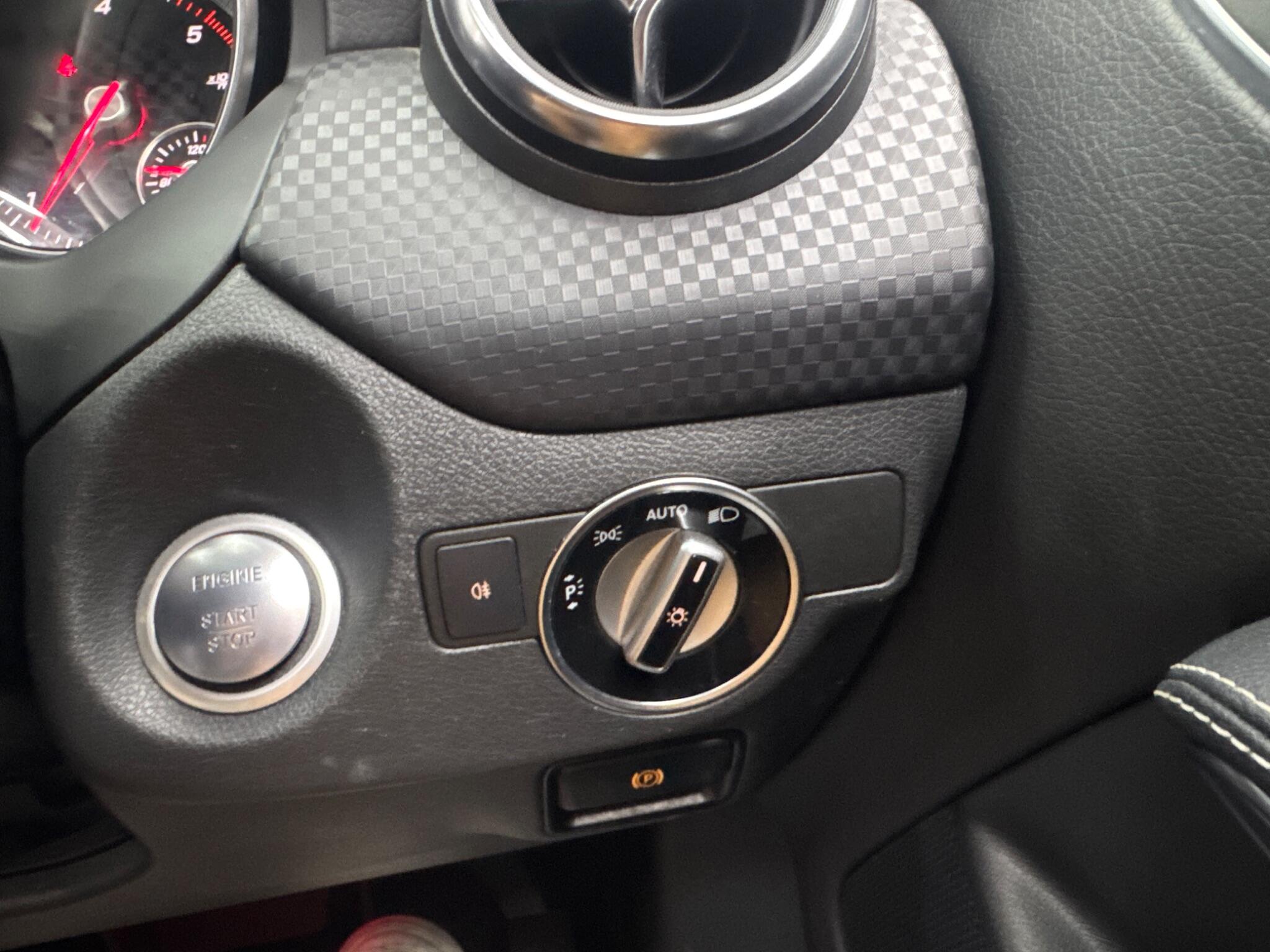 Mercedes-Benz A Class view 30