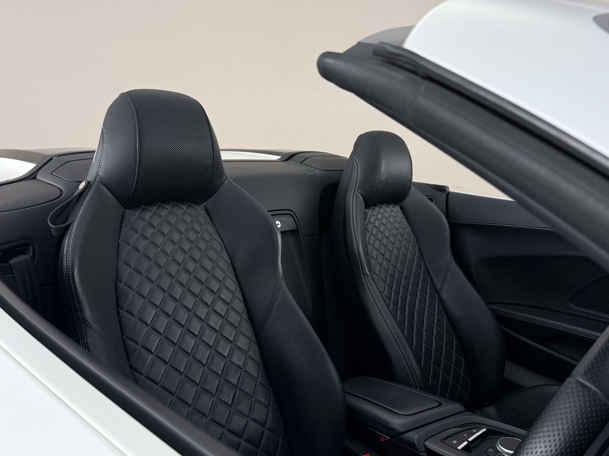 Audi R8 view 49