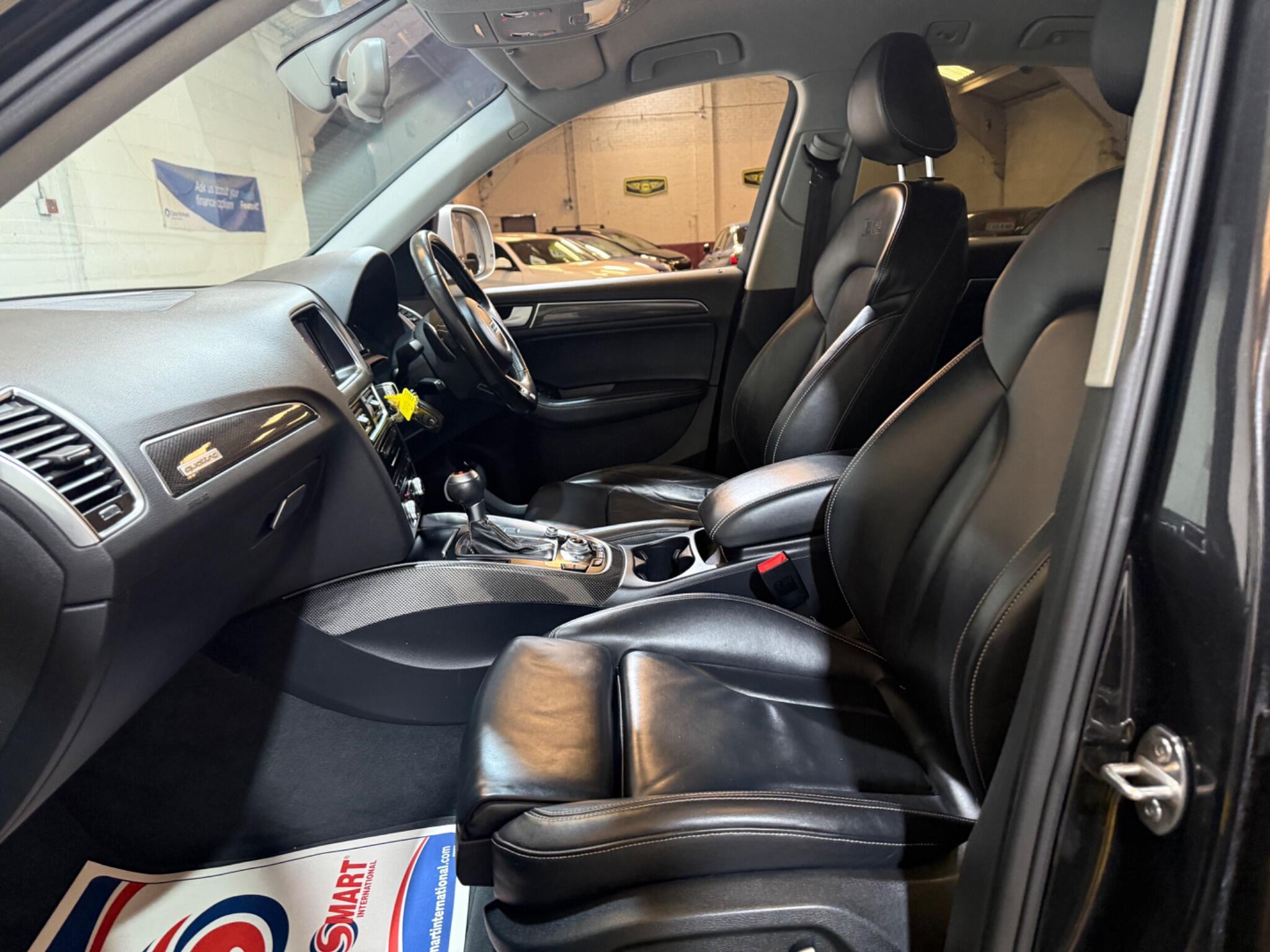Audi SQ5 view 52