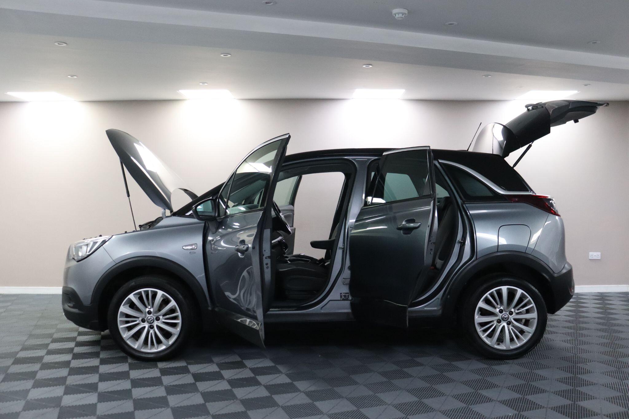 Vauxhall Crossland X view 6