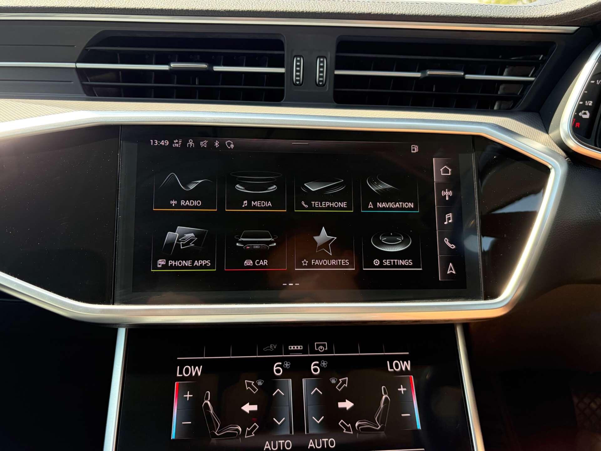 Audi A6 Saloon view 46