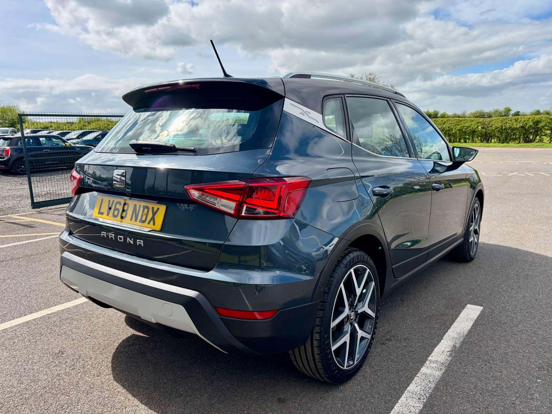 Seat Arona view 8