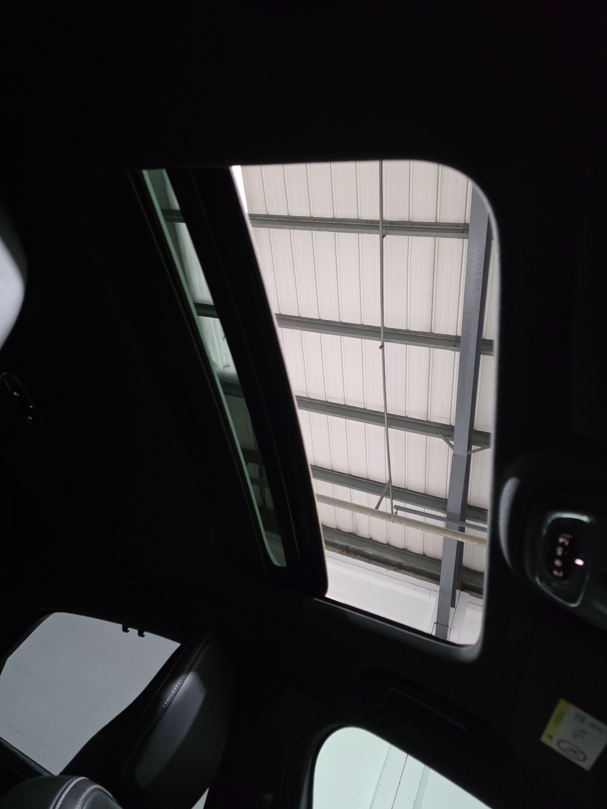 Volvo S90 view 7