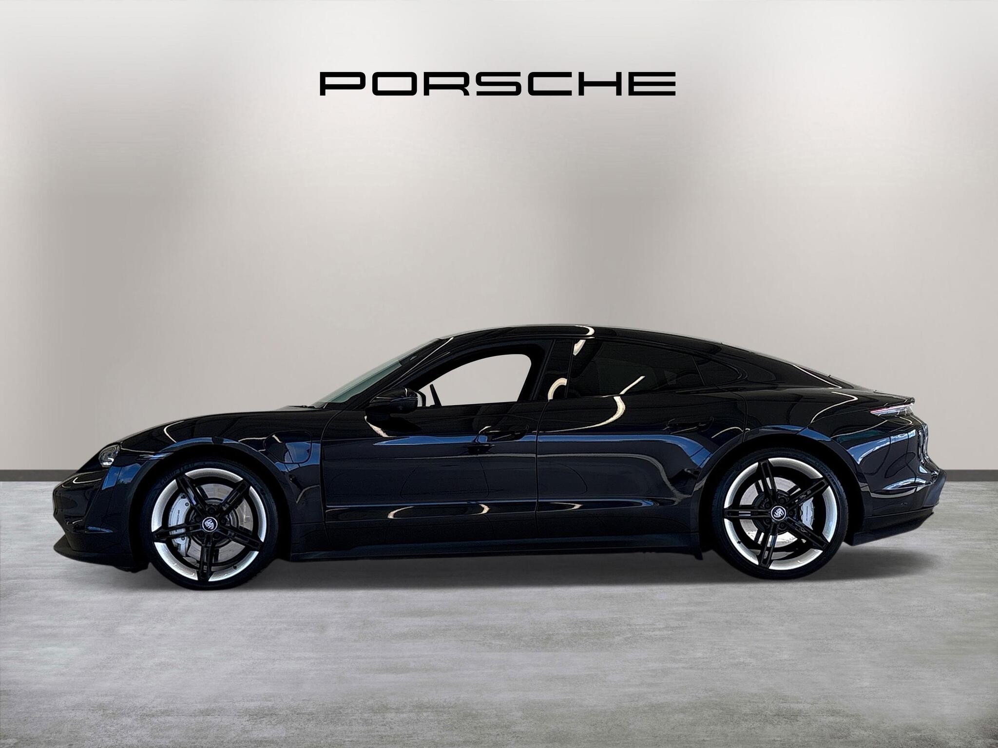 Porsche Taycan view 4