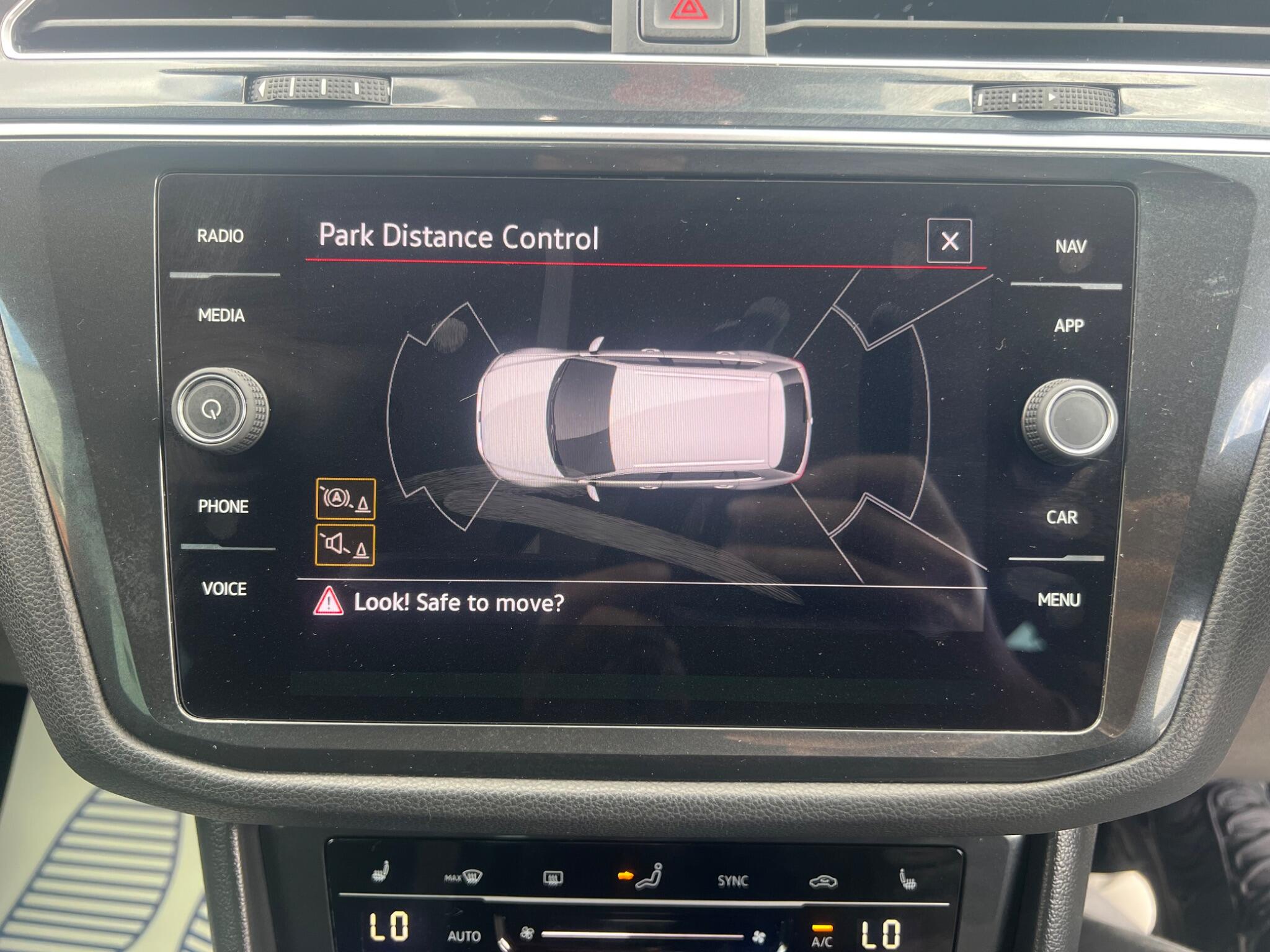 Volkswagen Tiguan view 28