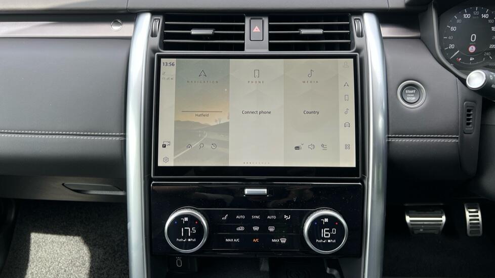 Land Rover Discovery view 14