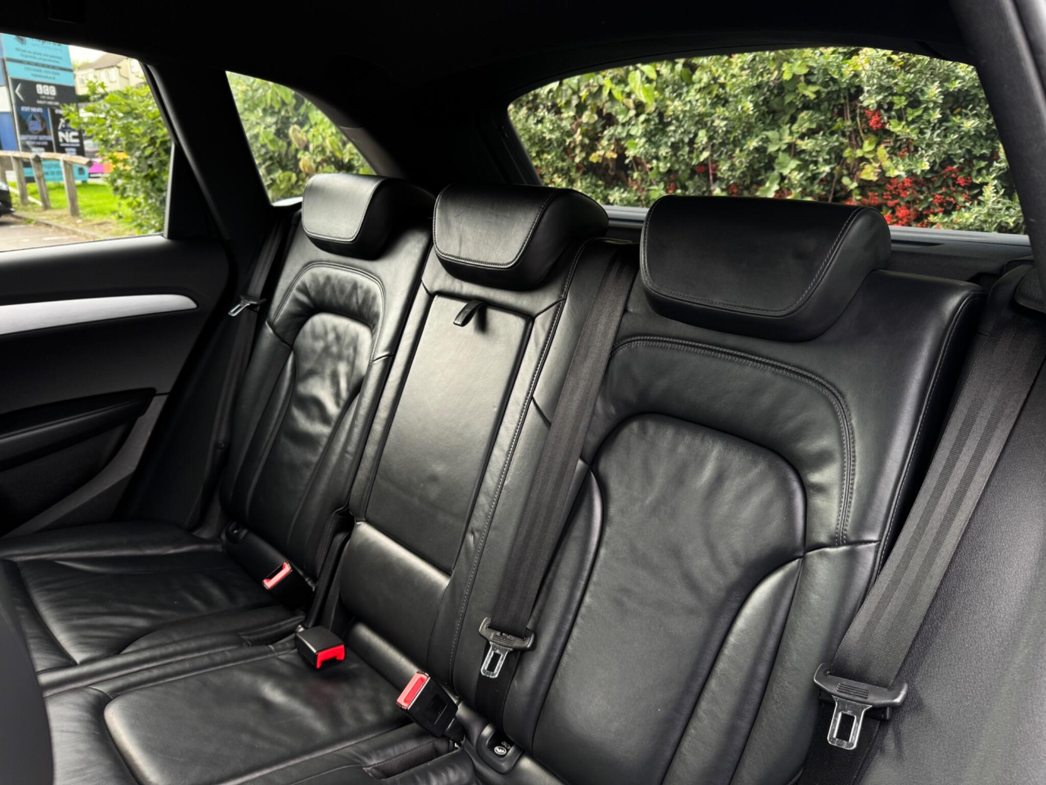 Audi Q5 view 29