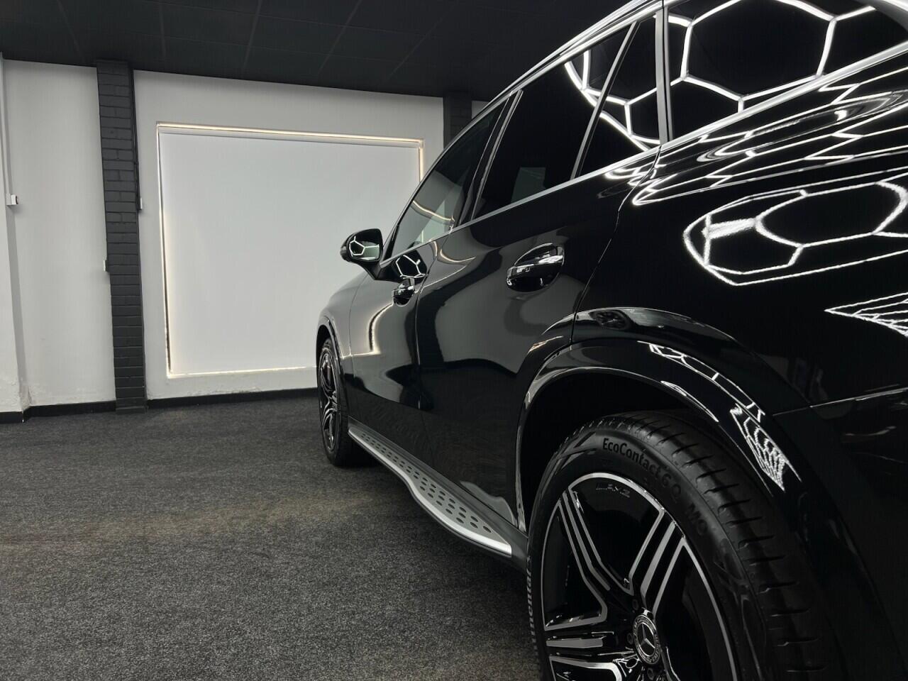 Mercedes-Benz GLC view 7