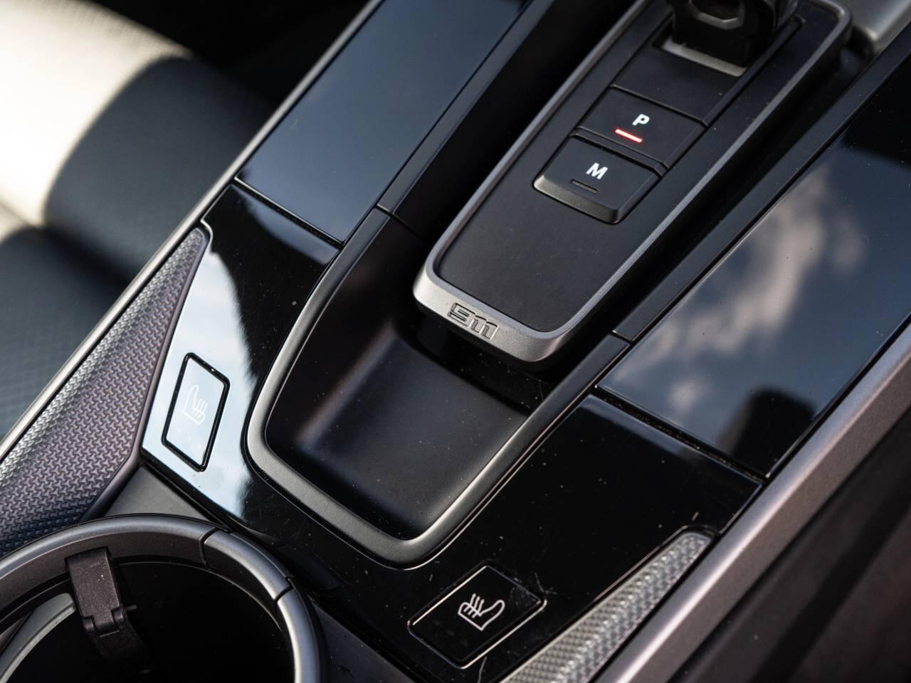 Porsche 911 view 36