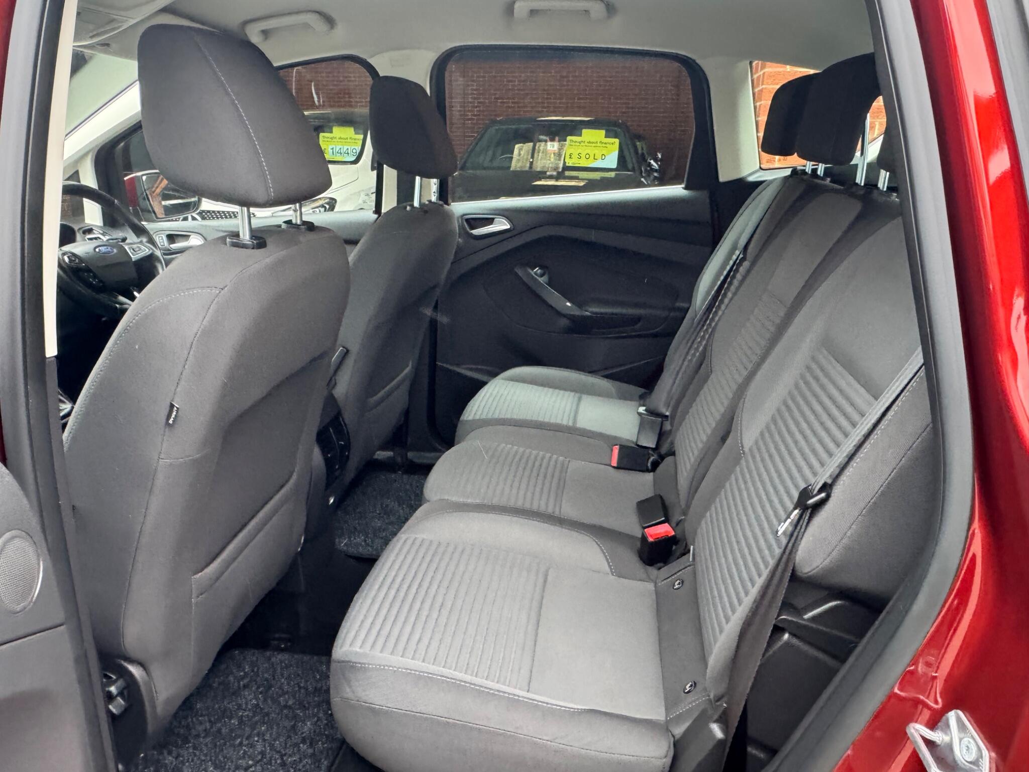 Ford C-Max view 7