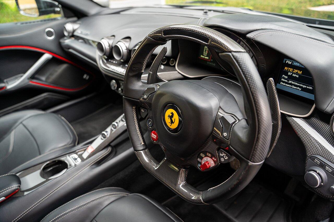 Ferrari F12 view 56