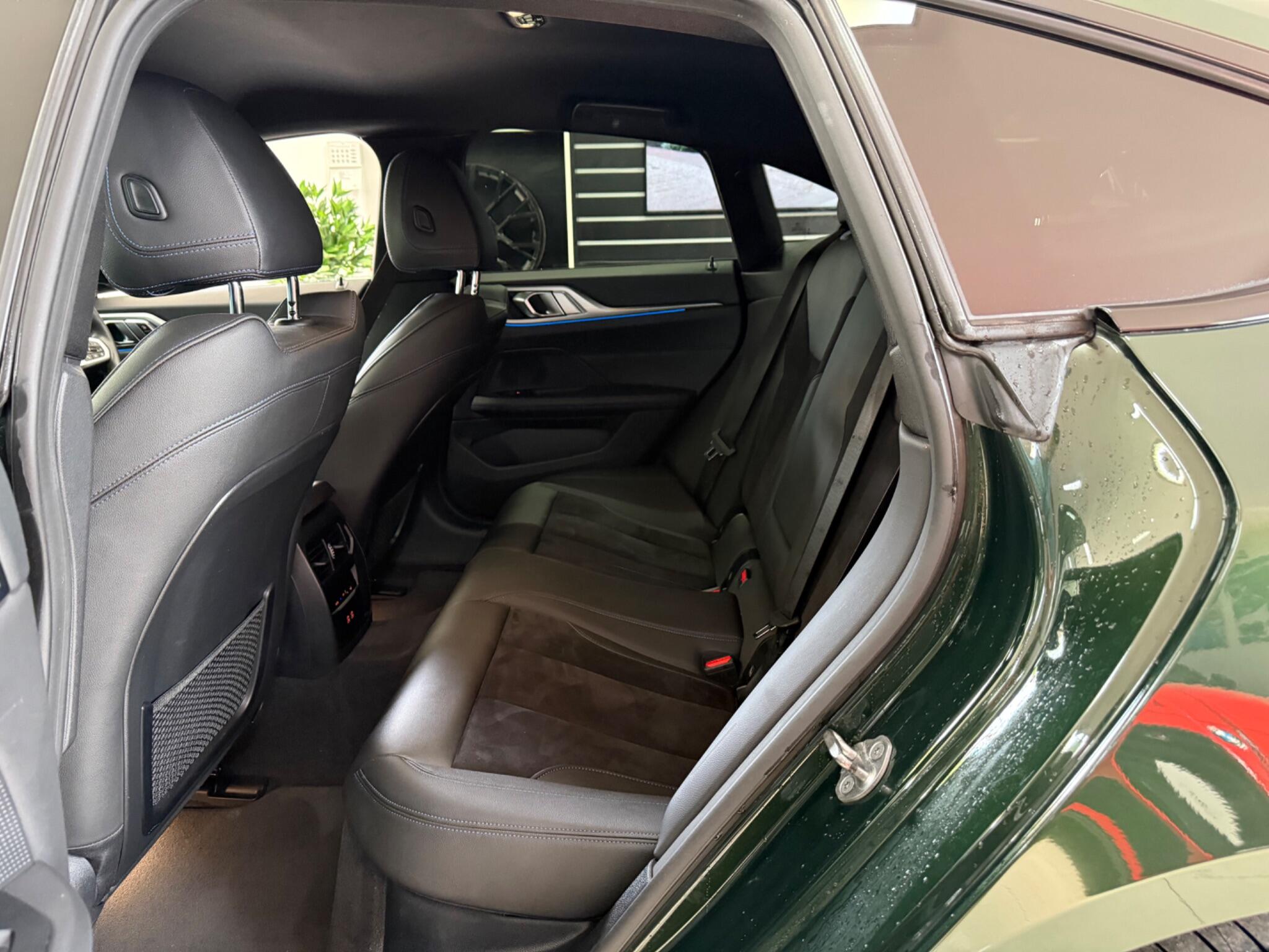 BMW I4 view 33