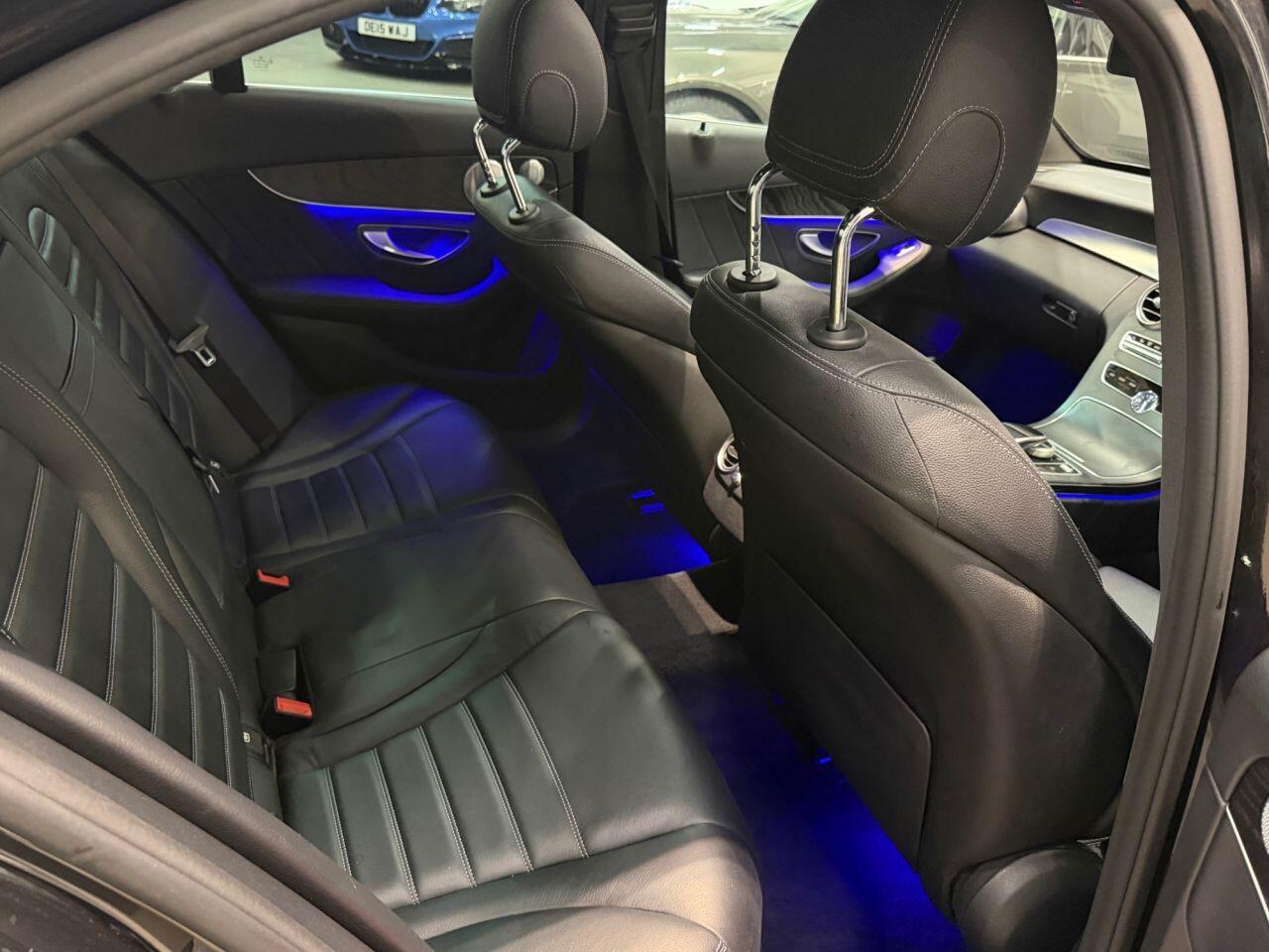 Mercedes-Benz C-Class view 23