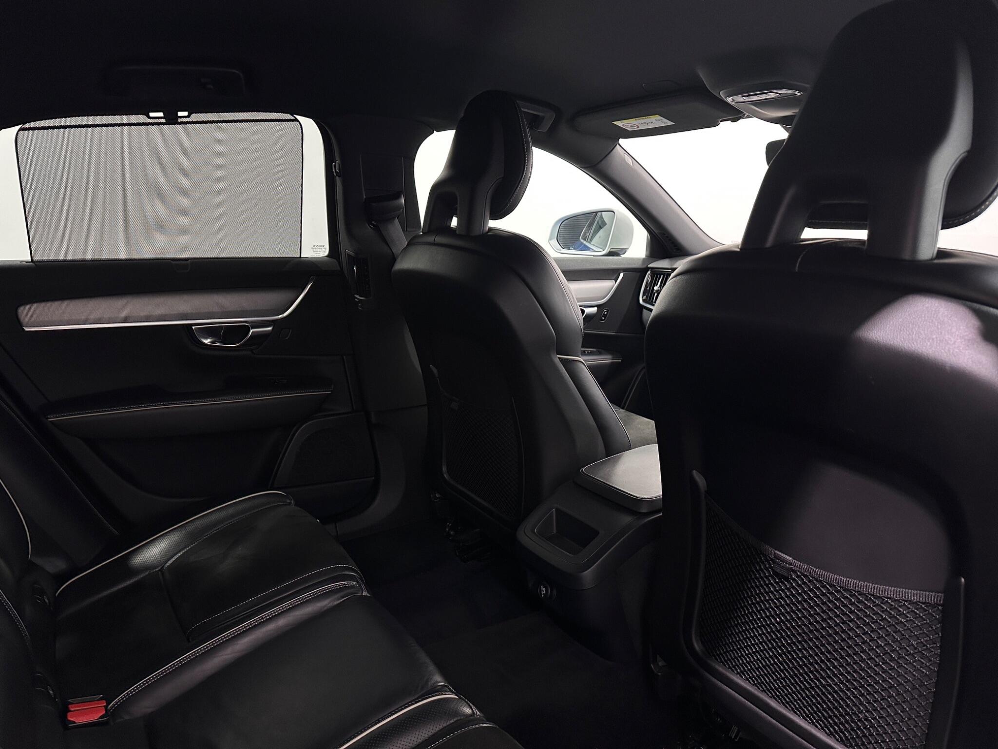 Volvo S90 view 39