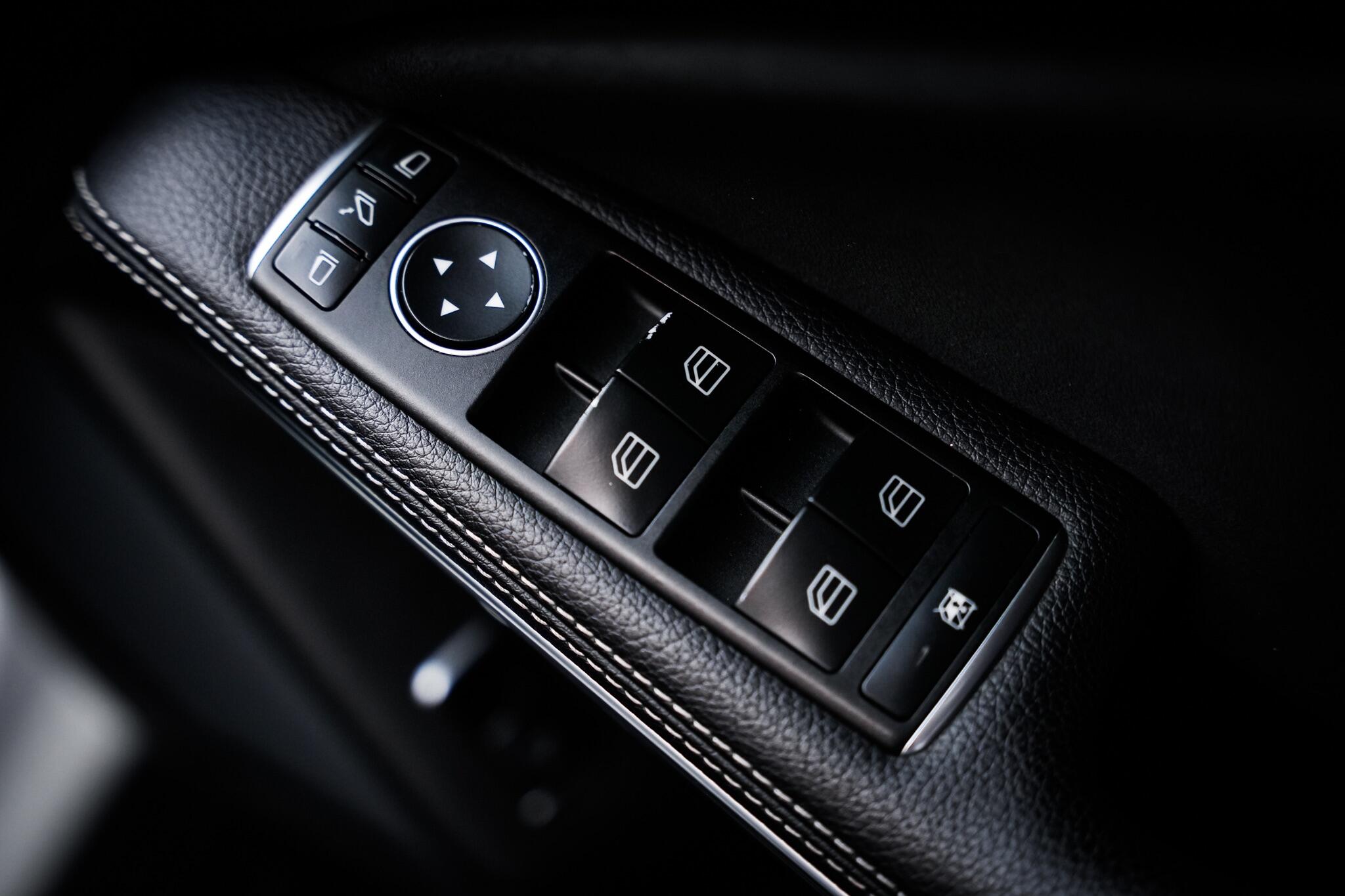 Mercedes-Benz Gla view 51