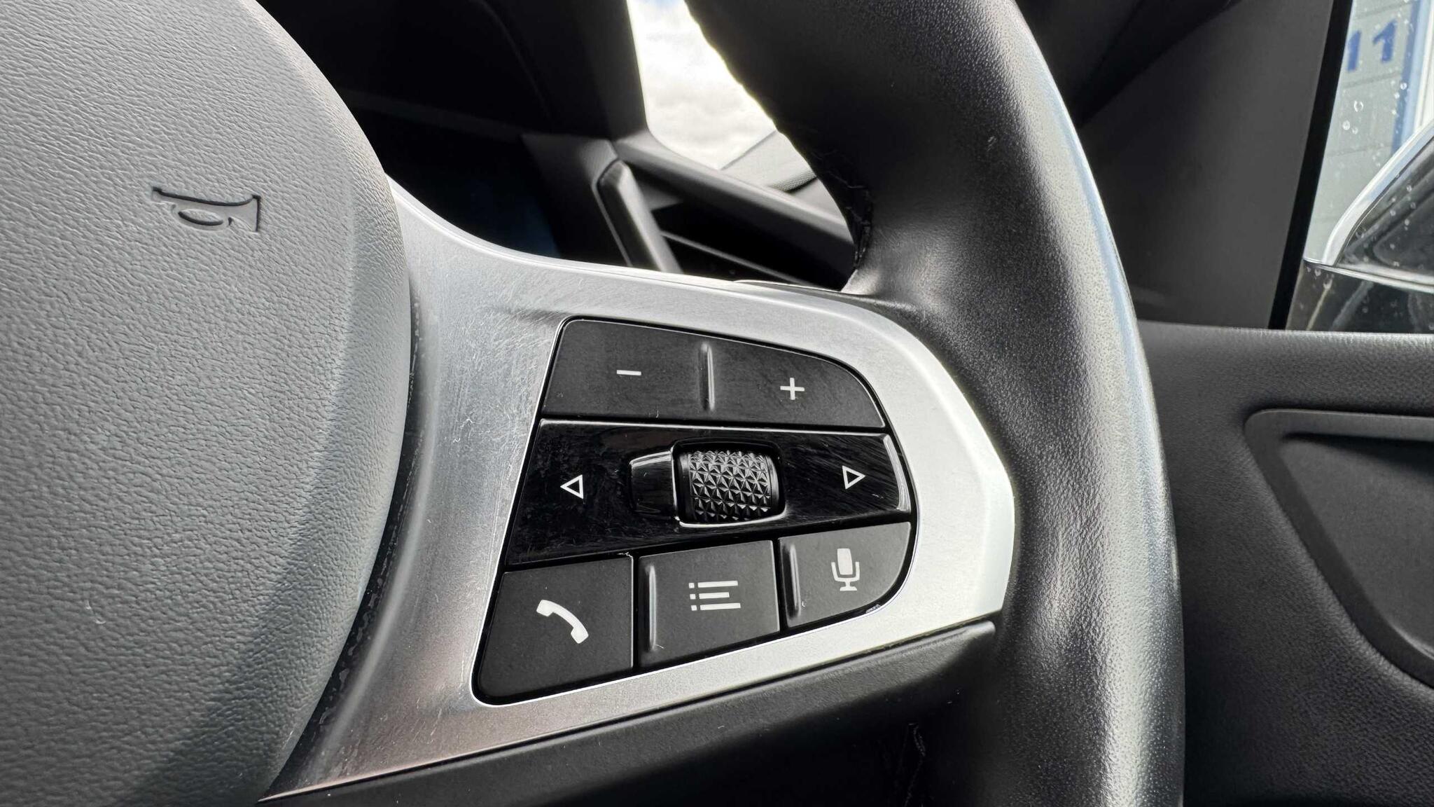 BMW 2 Series view 15