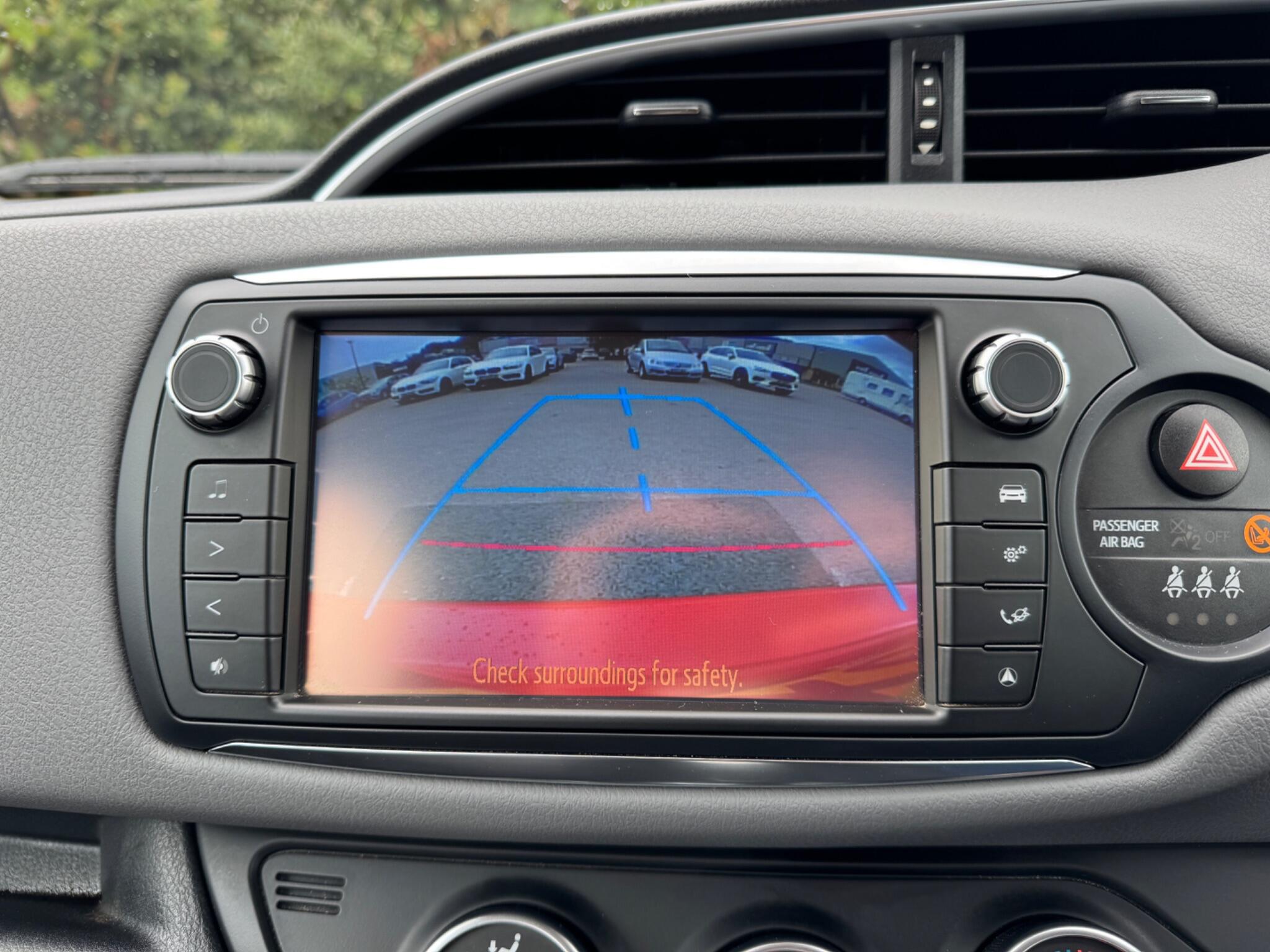 Toyota Yaris view 19