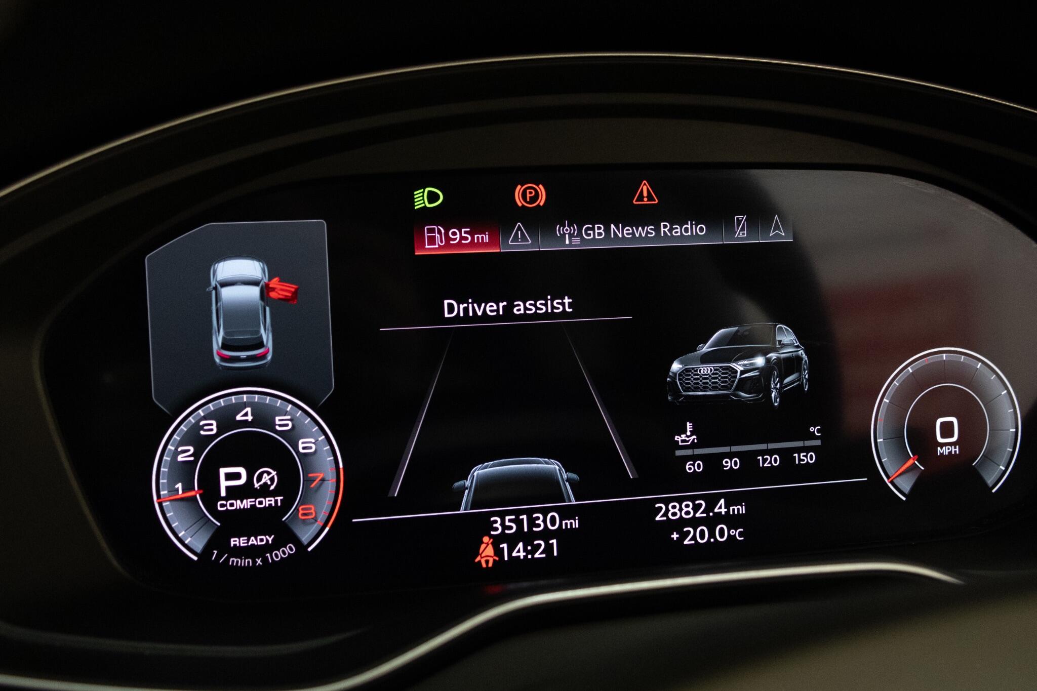 Audi Q5 view 26